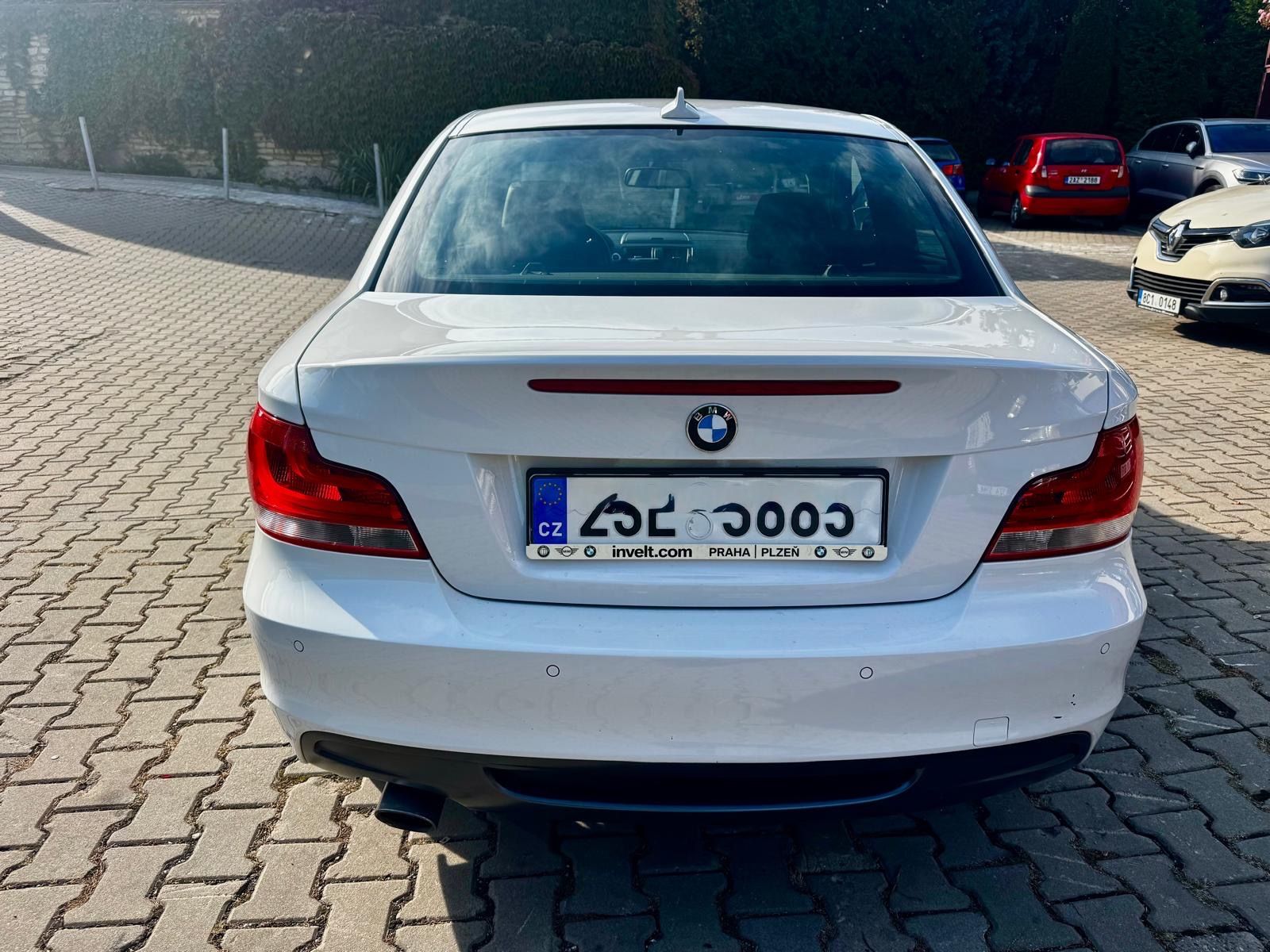 BMW Řada 1, 120 diesel 130kW coupé ČR - fotka 6