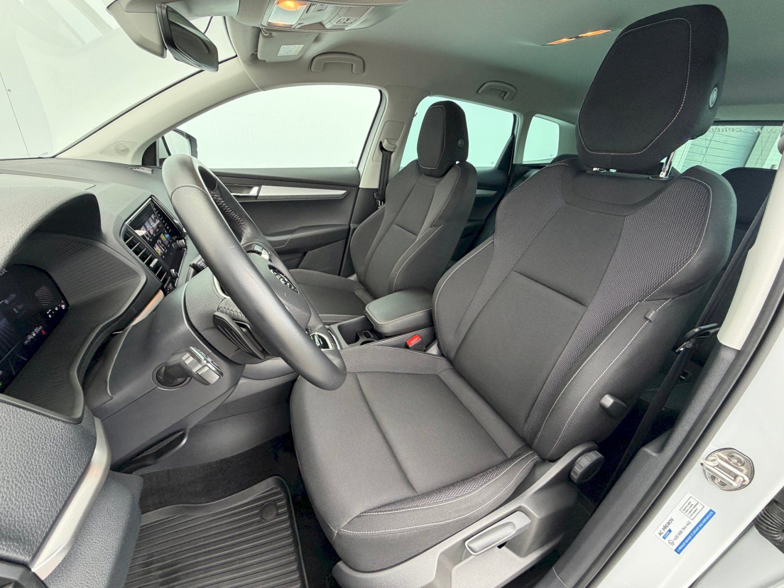 Škoda Karoq, 1.5 TSI 110kW DSG Selection - fotka 6