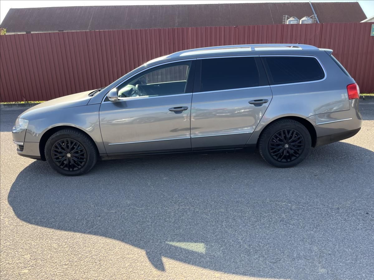 Volkswagen Passat Variant, 2,0 TDi DSG KLIMA SERVIS - fotka 4