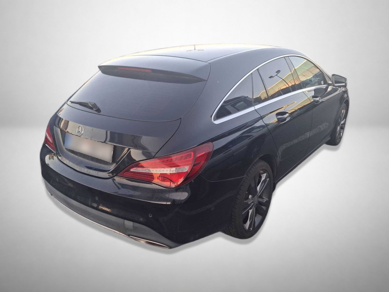 Mercedes-Benz CLA, 180, Kůže, Navi, Klima - fotka 2