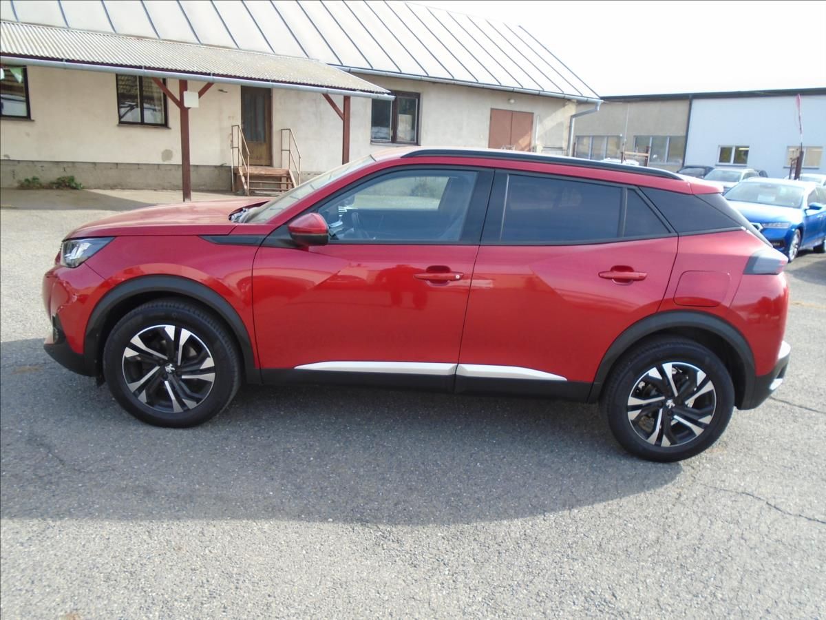 Peugeot 2008, 1,2 - fotka 6