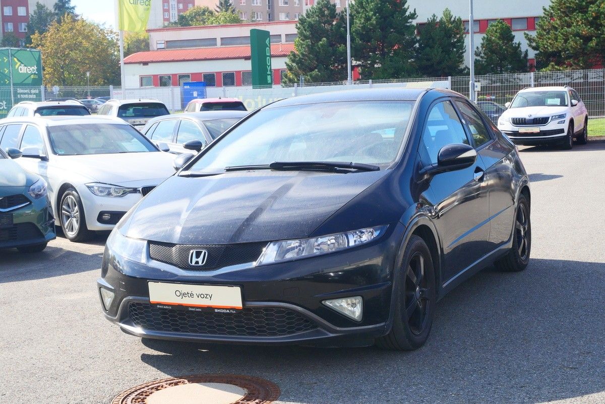 Honda Civic, 1.8i 103 kW Sport