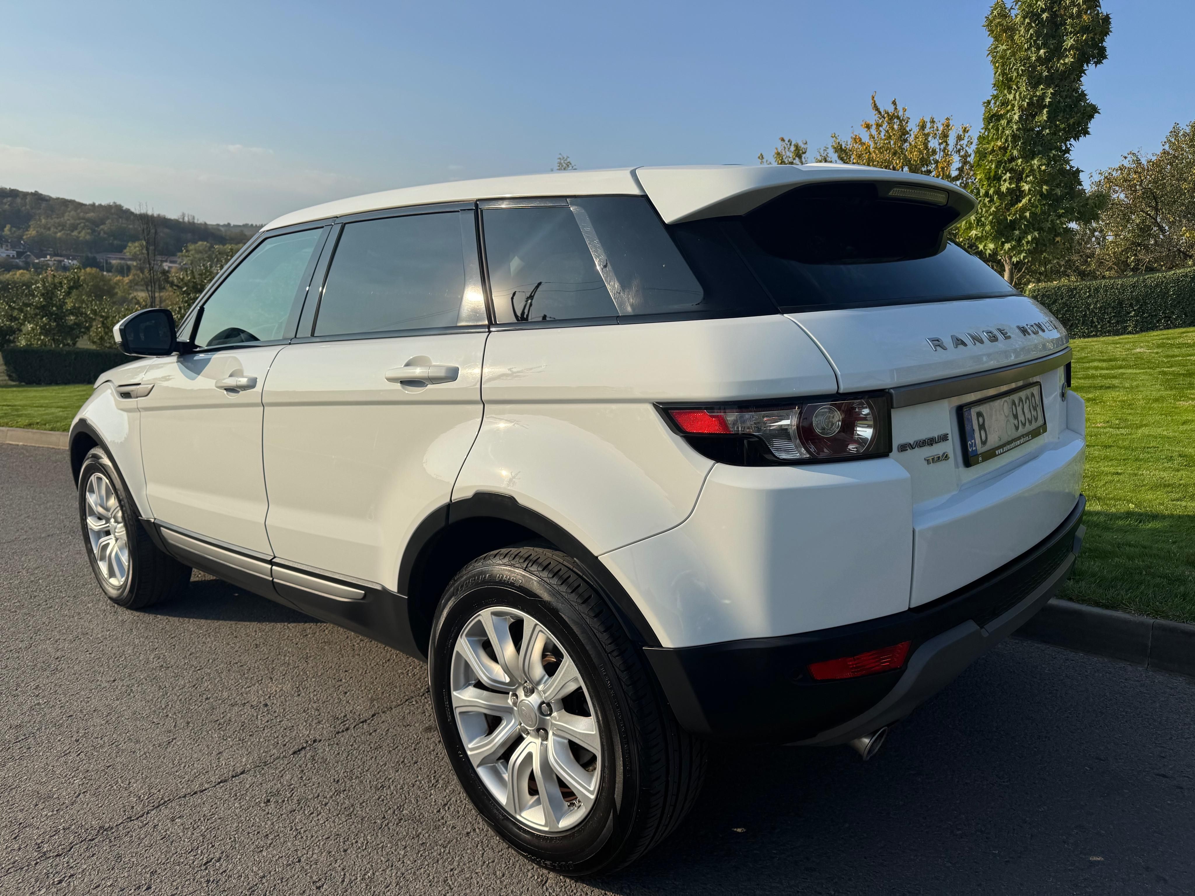 Land Rover Range Rover Evoque, 2.2 TD4 AUTOMAT - fotka 5