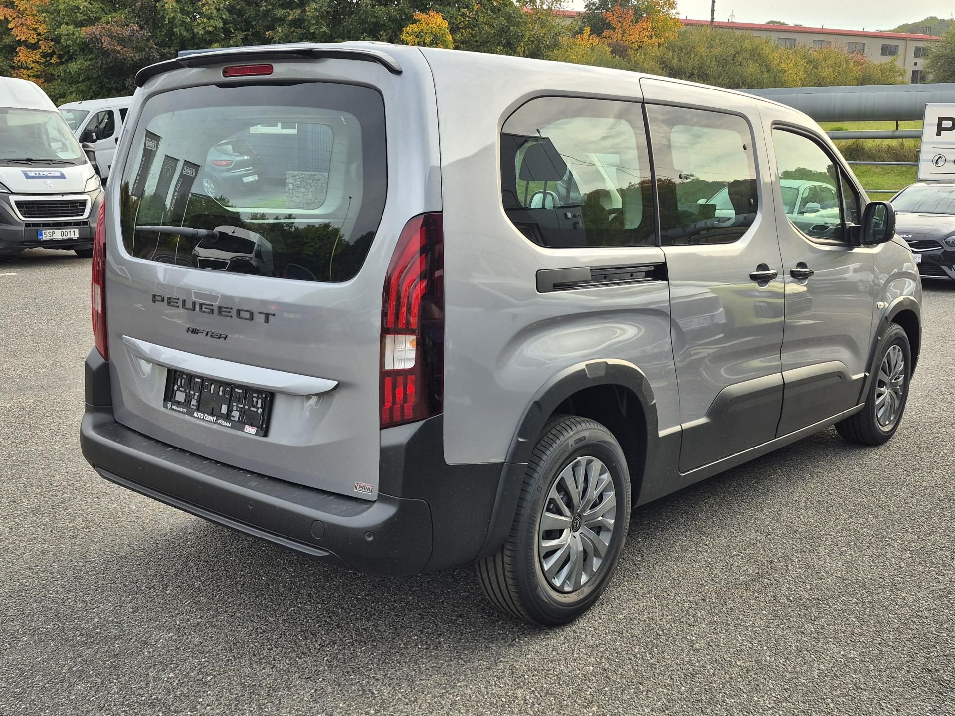 Peugeot Rifter, LONG ALLURE BlueHDi 130 MAN6 - fotka 6