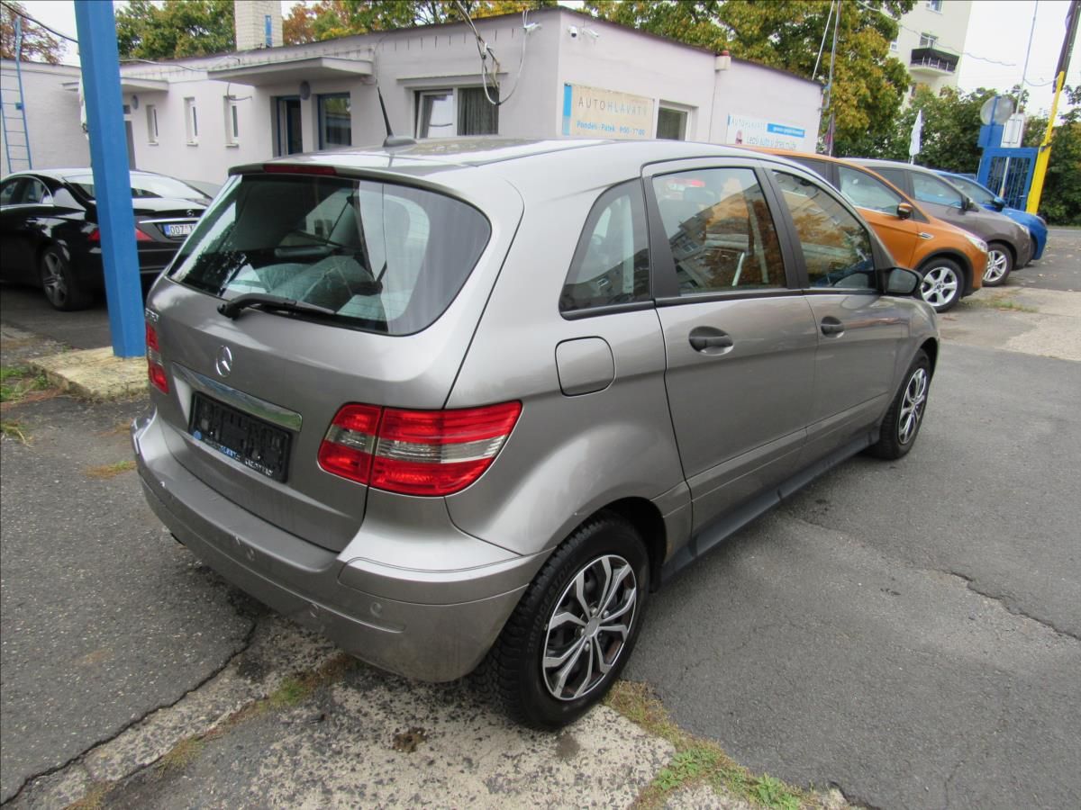 Mercedes-Benz Třídy B, 1,5 i 70kW B 150 - fotka 6