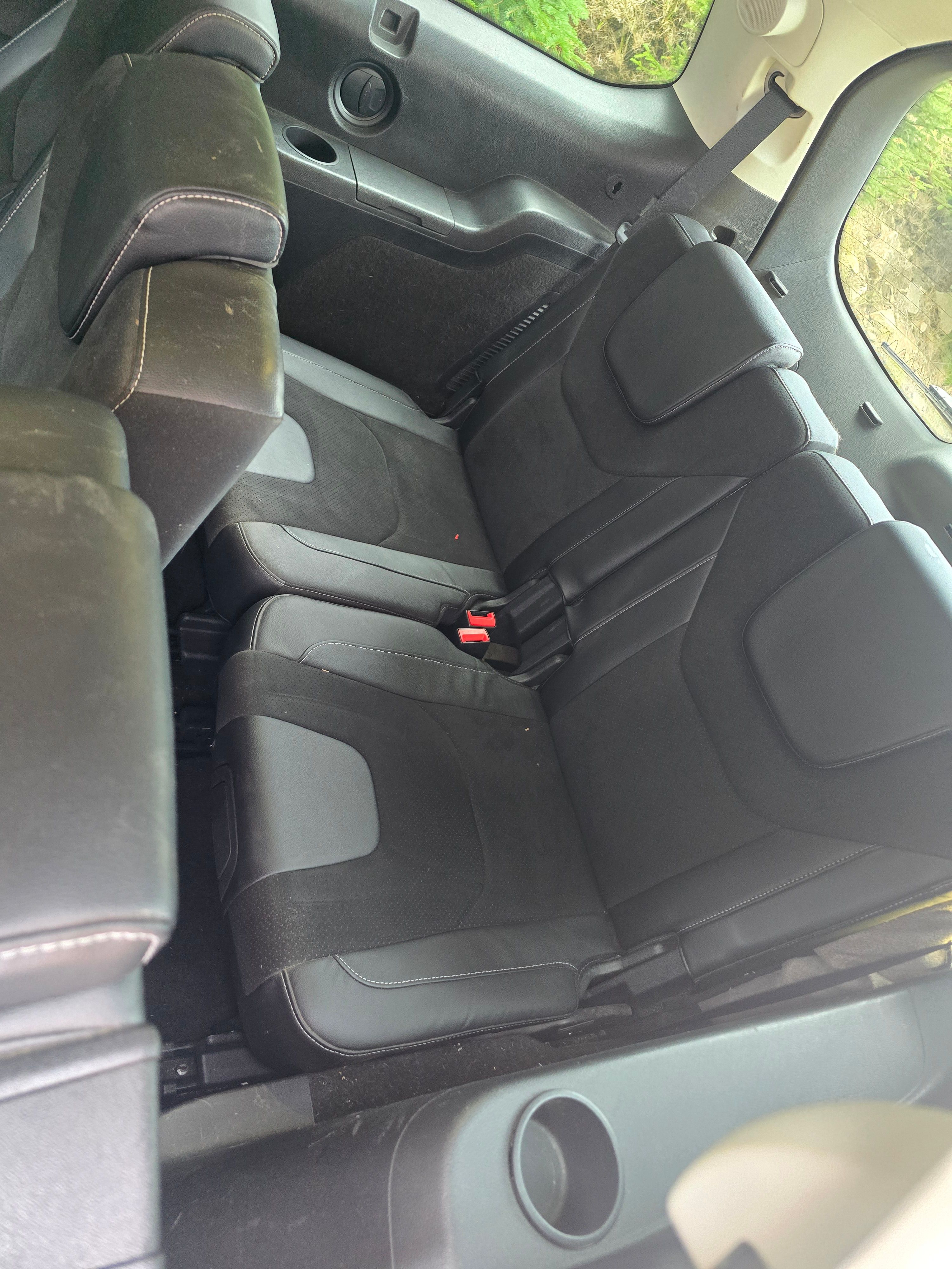 Ford Galaxy, 2.0 TDCi 110 kW 7 MÍST - fotka 6