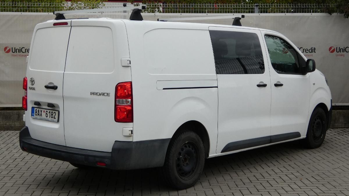 Toyota Proace, 2.0 D-4D 150k 1400kg L2 Crewca - fotka 3