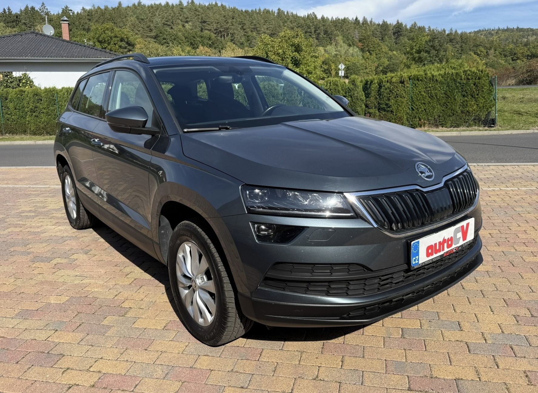 Škoda Karoq, 1.5 TSI 110kW APP,LED,TAŽNÉ - fotka 5