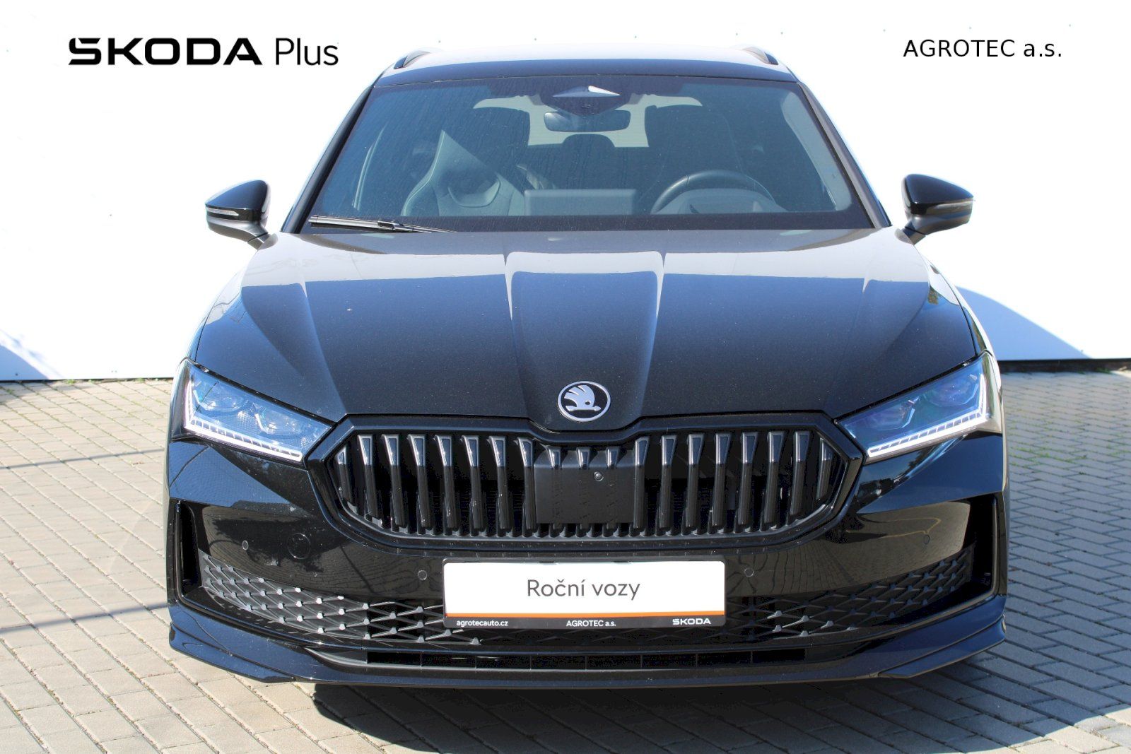 Škoda Superb, 2.0 TDI 142kW 4x4 Sportline Co - fotka 4