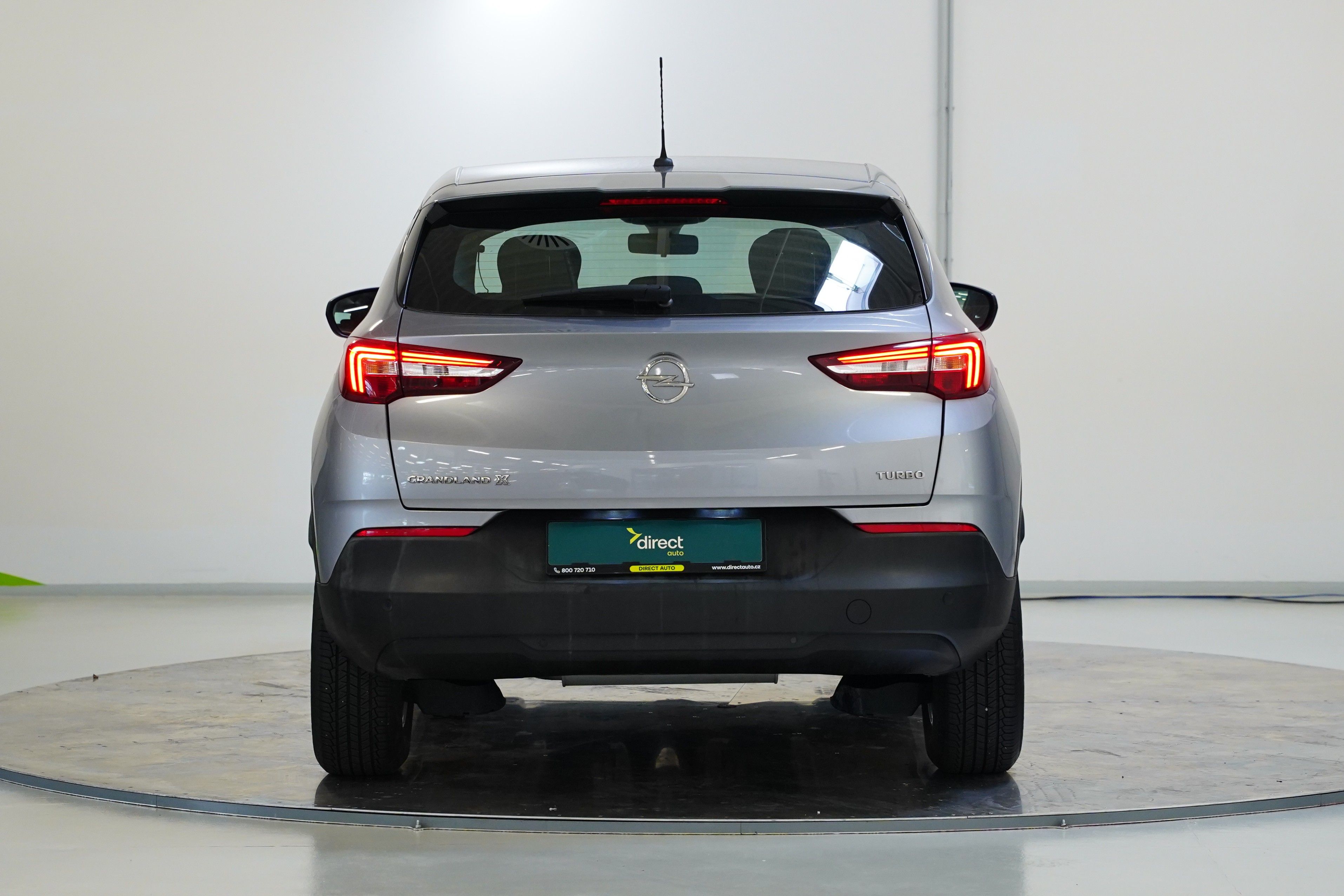 Opel Crossland X, 1.2 Turbo 90 kW - fotka 6