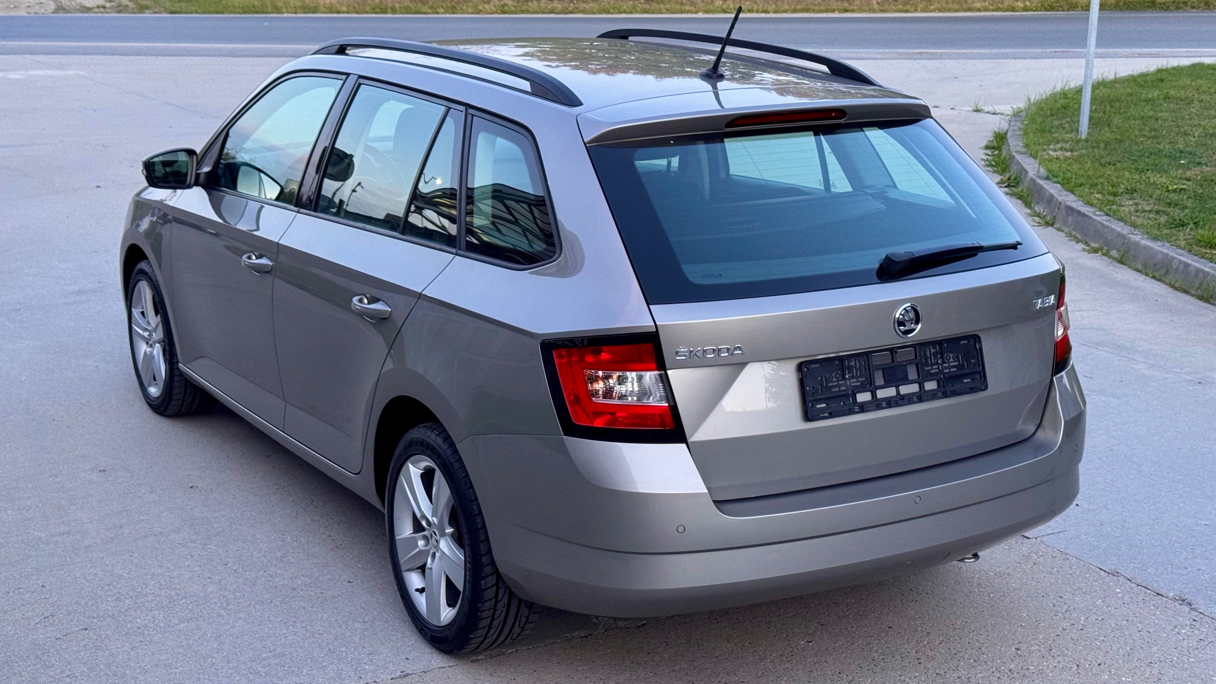 Škoda Fabia, 1.0MPi 2018 - fotka 6