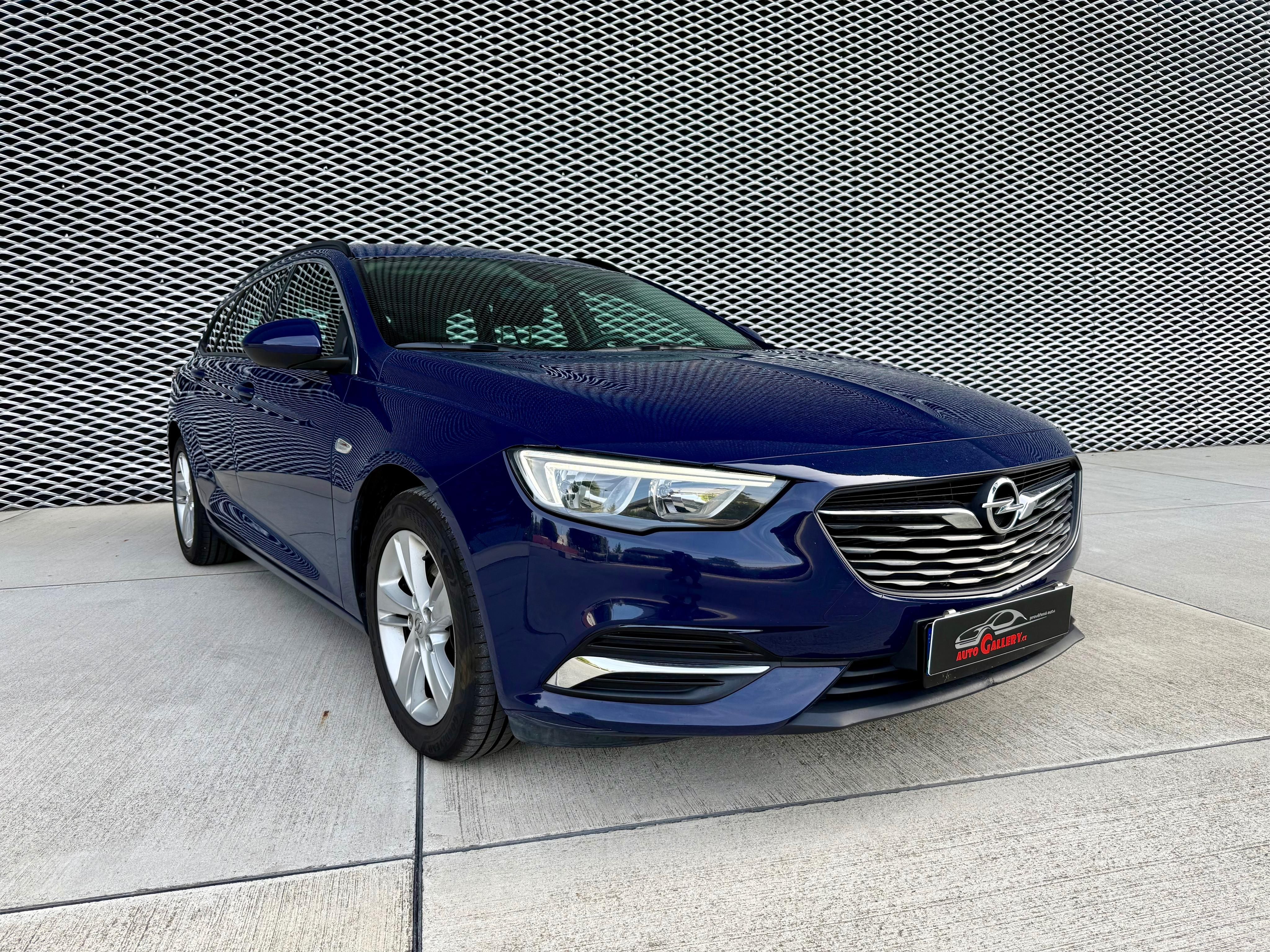 Opel Insignia, 1.5 Sports Tourer 103 kW - fotka 6