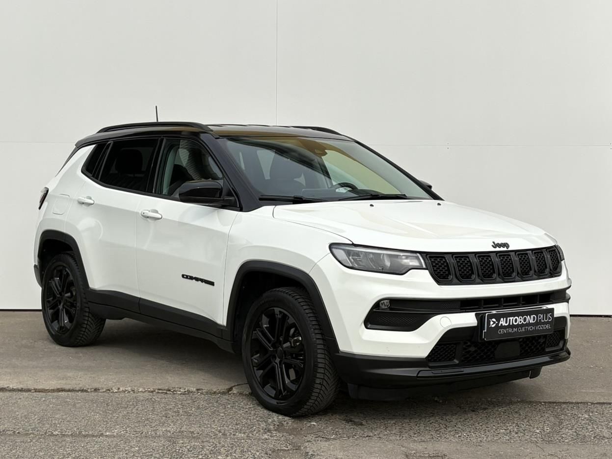Jeep Compass, 1.5 e-Hybrid 96KW Night Eagle - fotka 6