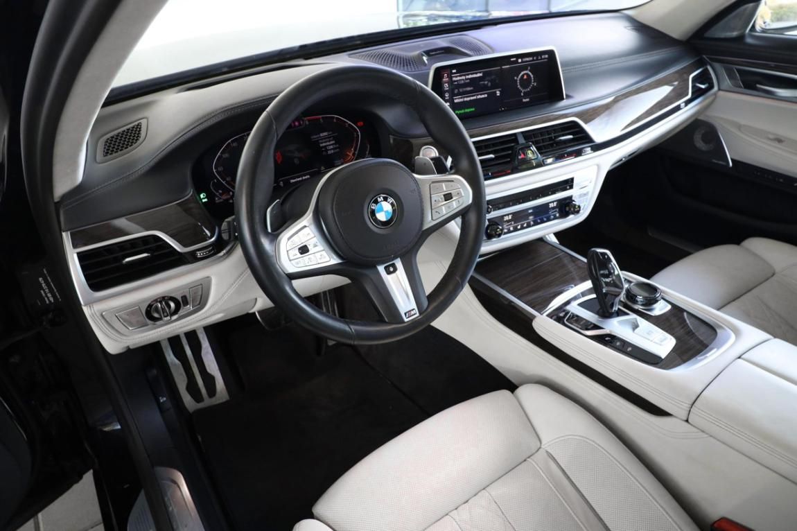 BMW Řada 7, 740ld xDrive - fotka 2