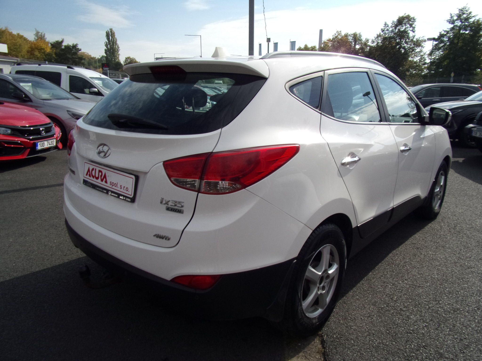 Hyundai ix35, 2,0 CRDi Trikolor 4x4 100kW - fotka 4