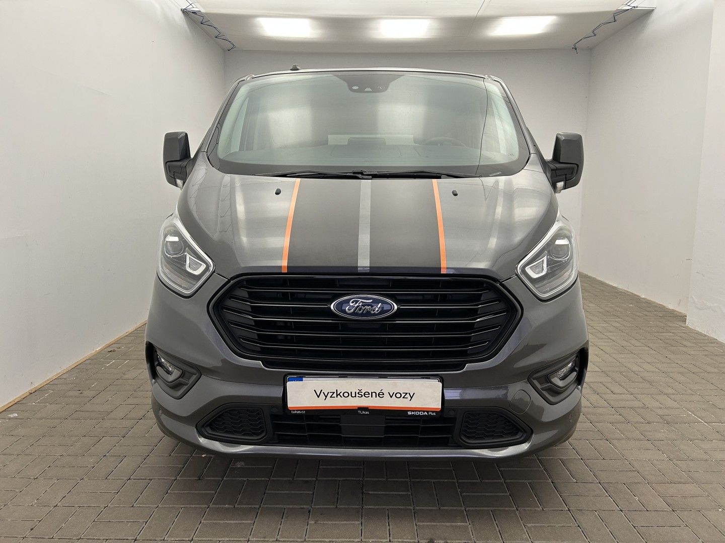 Ford Tourneo Custom, 2.0TDCI 110kW - fotka 4