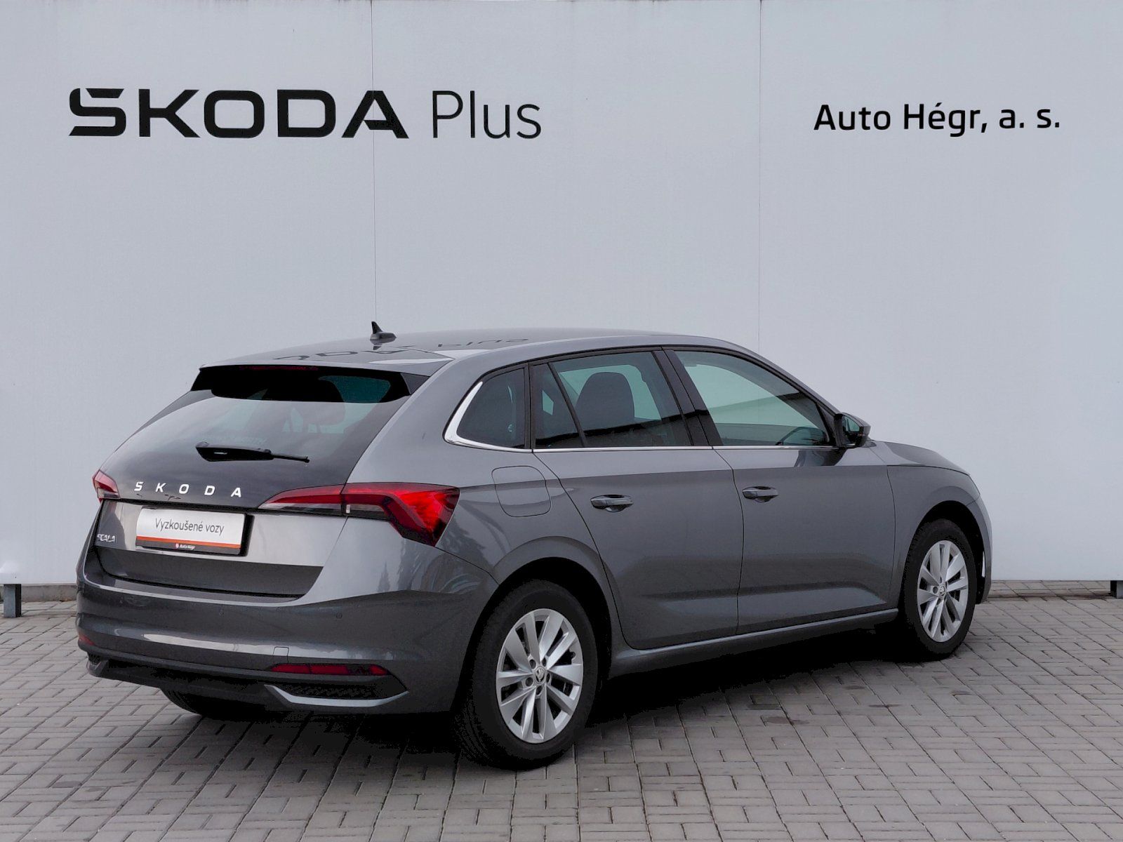 Škoda Scala, 1.0 TSI 85kW Top Selection - fotka 2