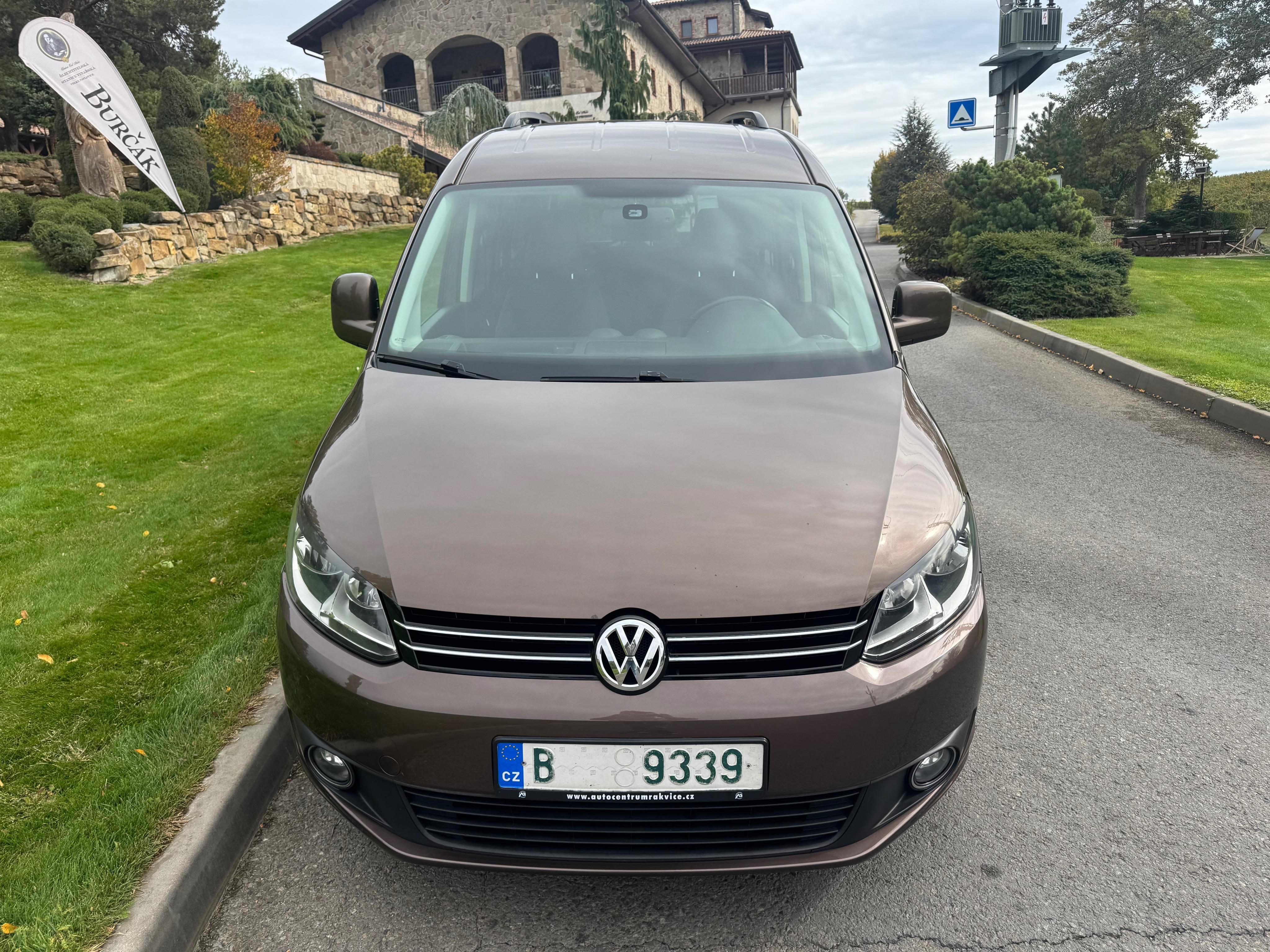 Volkswagen Caddy, 2.0TDi LONG 7-míst Ruční ovlád - fotka 4