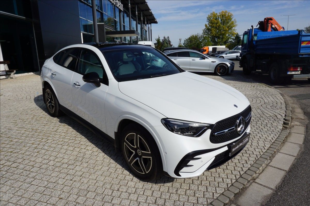 Mercedes-Benz GLC, 2,0 400e 4M kupé