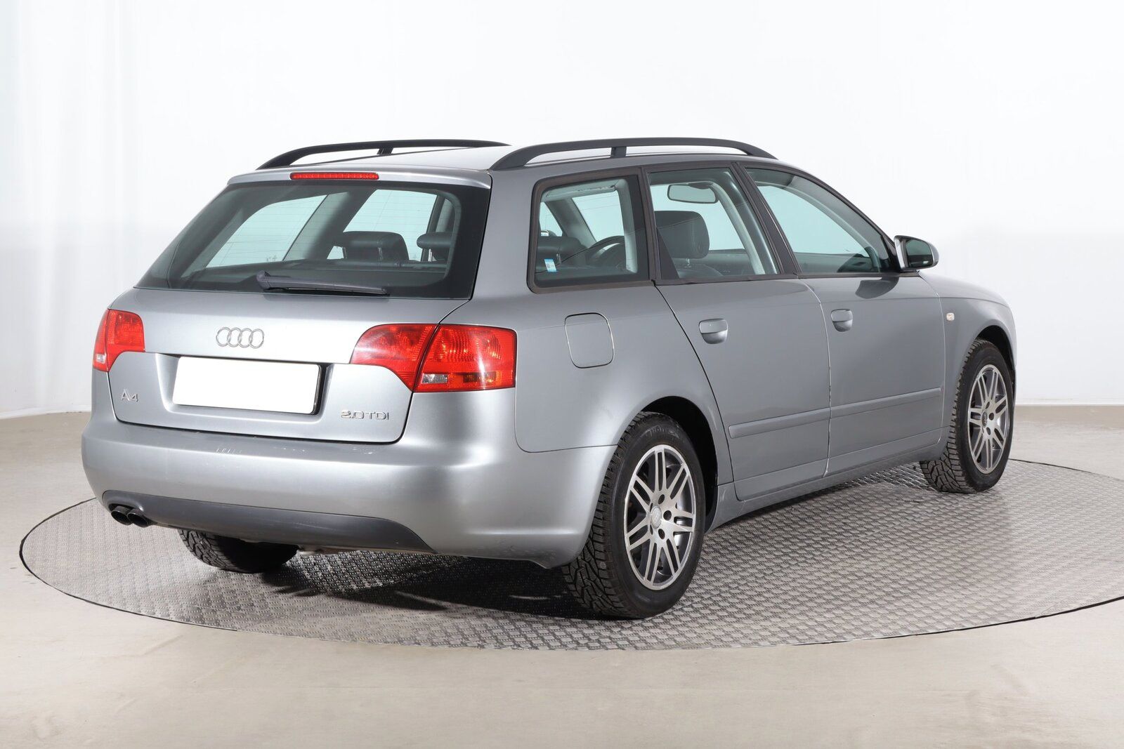 Audi A4, 2.0 TDI, po STK, plně pojízdný - fotka 5