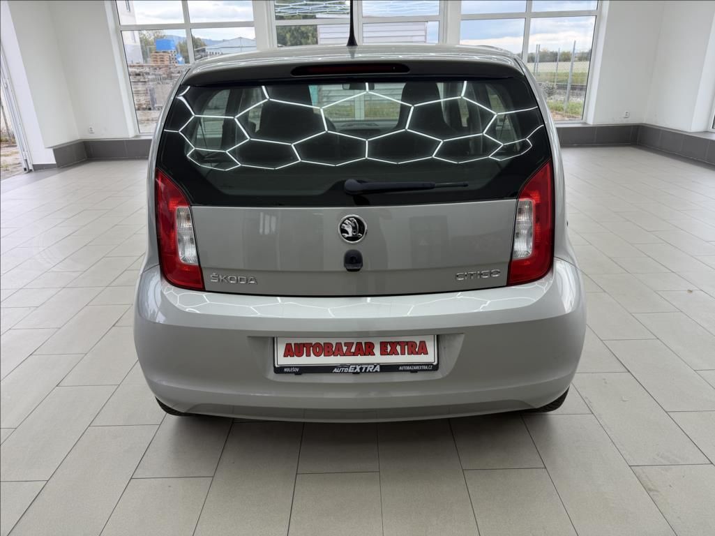 Škoda Citigo, 1,0 MPI, Klimatizace - fotka 4