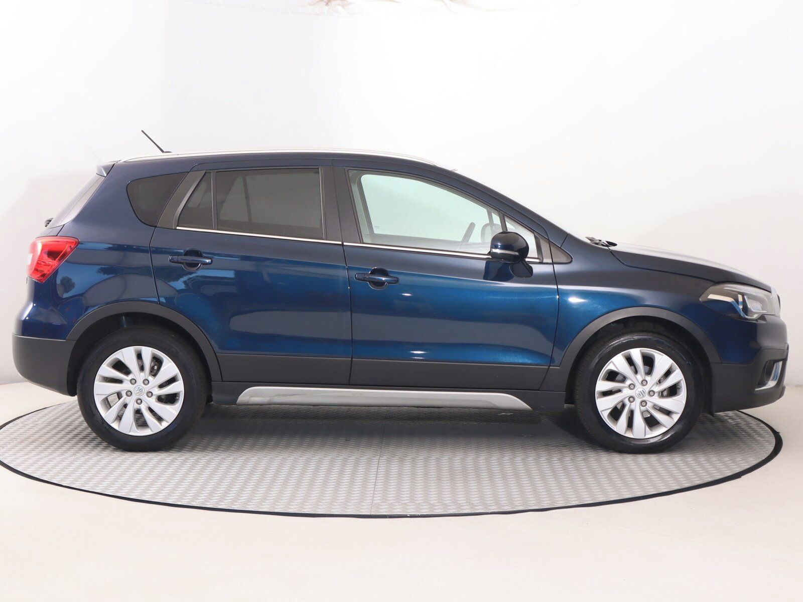 Suzuki SX4 S-Cross, 1.4 BoosterJet, 4X4, Automat - fotka 6