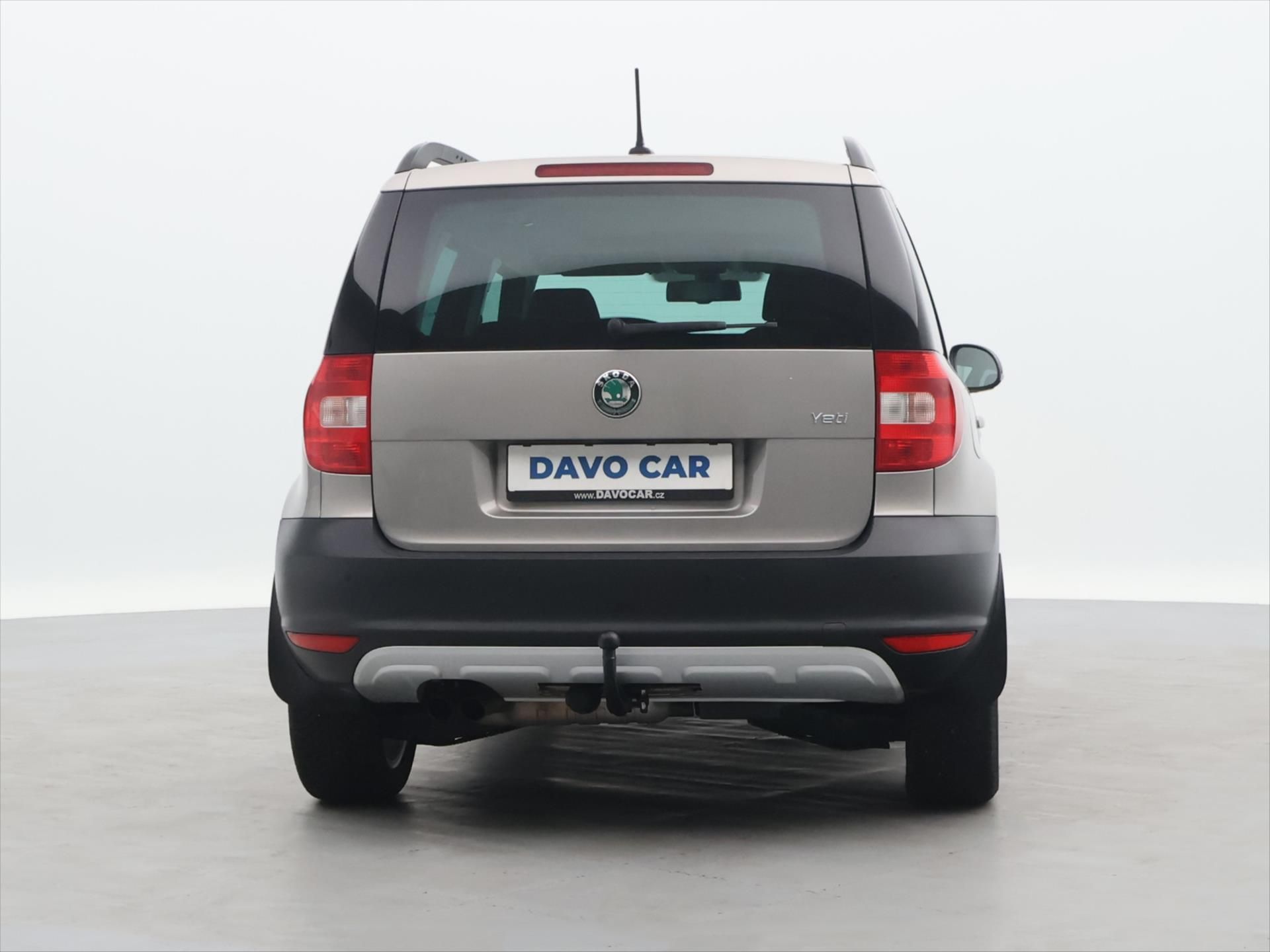 Škoda Yeti, 2.0 TDI 103KW 4X4 PANORAMA - fotka 6
