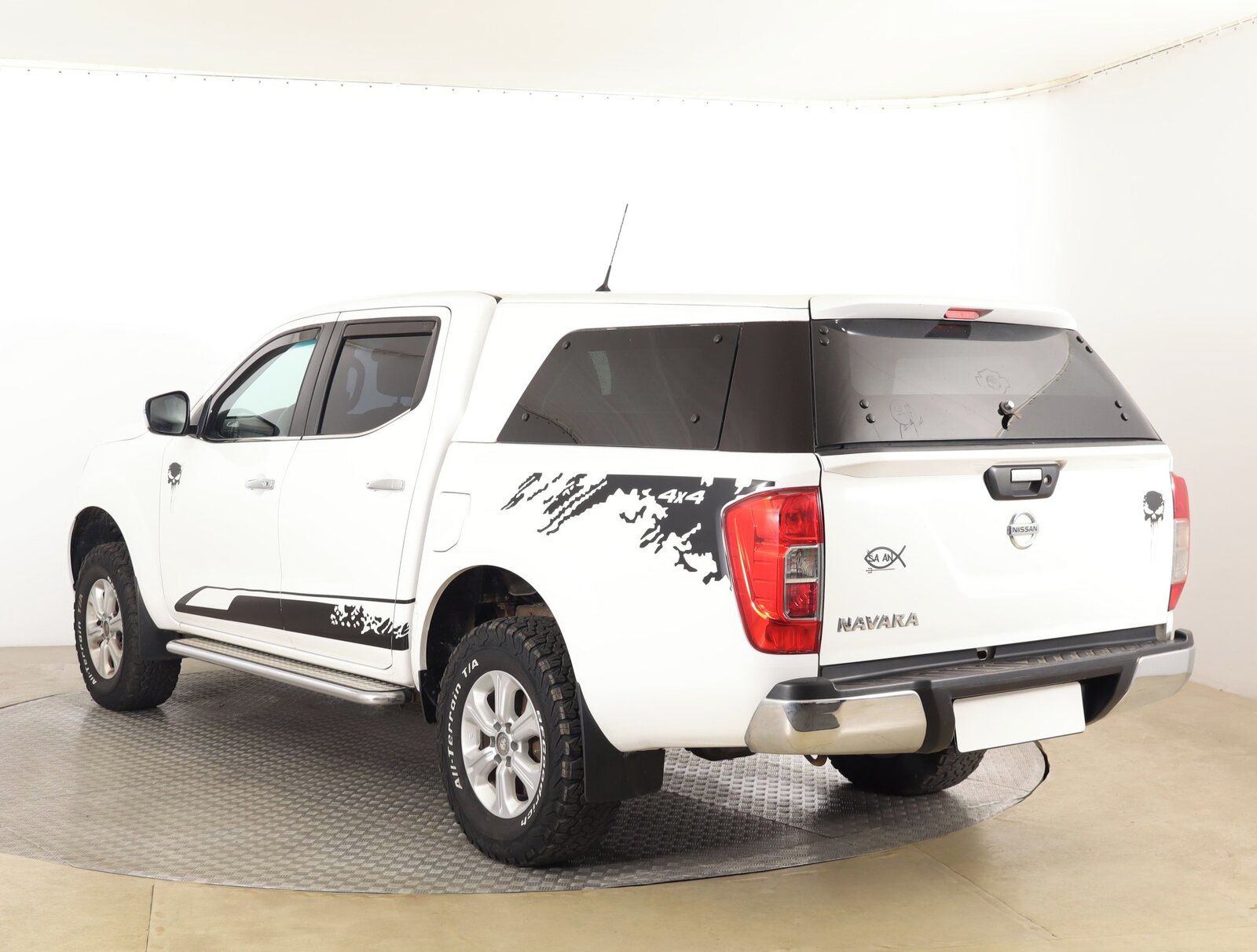 Nissan Navara, 2.3 dCi, 4X4 - fotka 4