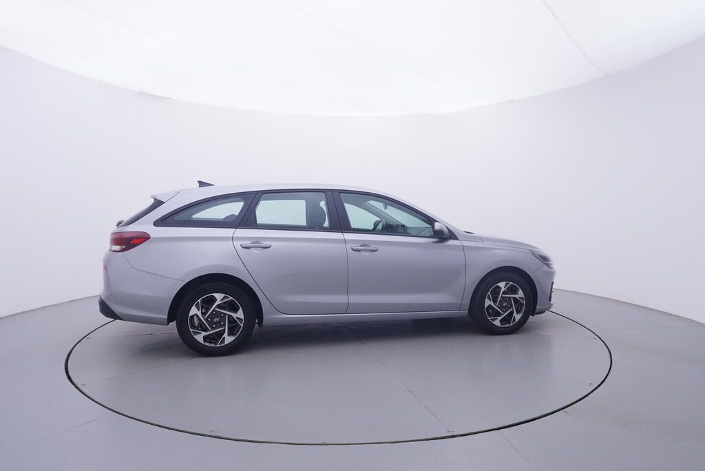 Hyundai i30, Comfort 1.0 GDI 73 kW - fotka 6