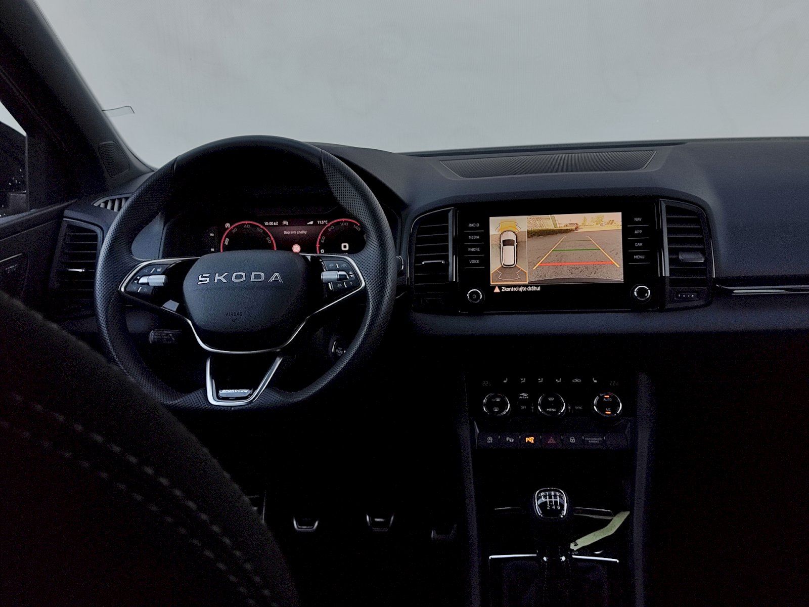 Škoda Karoq, SportLine 1,5 Tsi  110 Kw - fotka 6