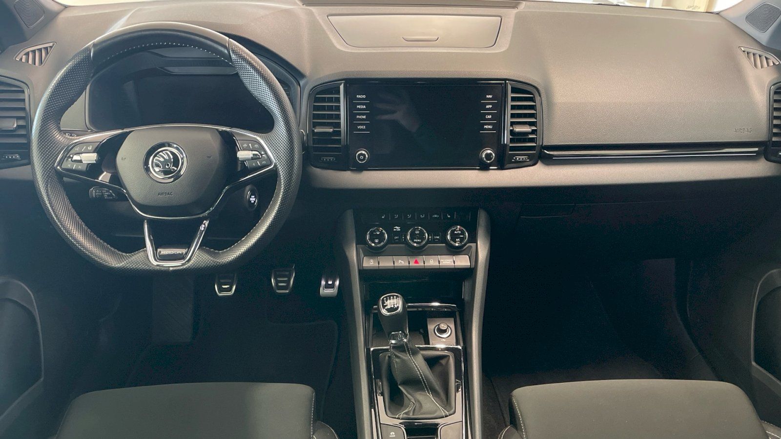 Škoda Karoq, Sportline 1.5 TSI 110kW - fotka 5