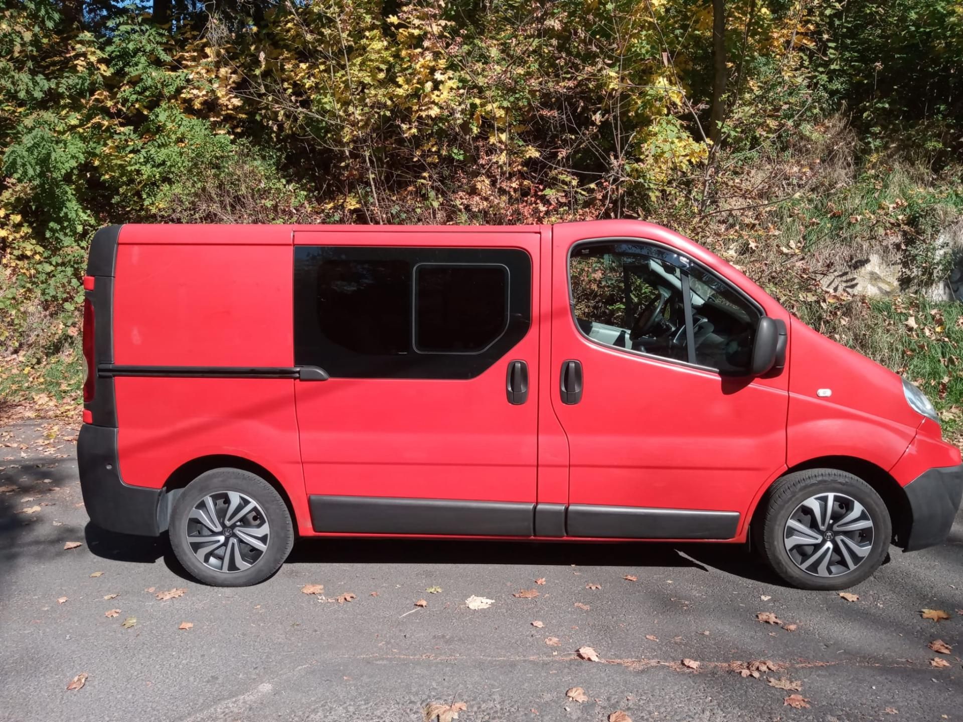 Renault Trafic, 2,0 D 9 MÍST, TZ, kamera ! - fotka 4