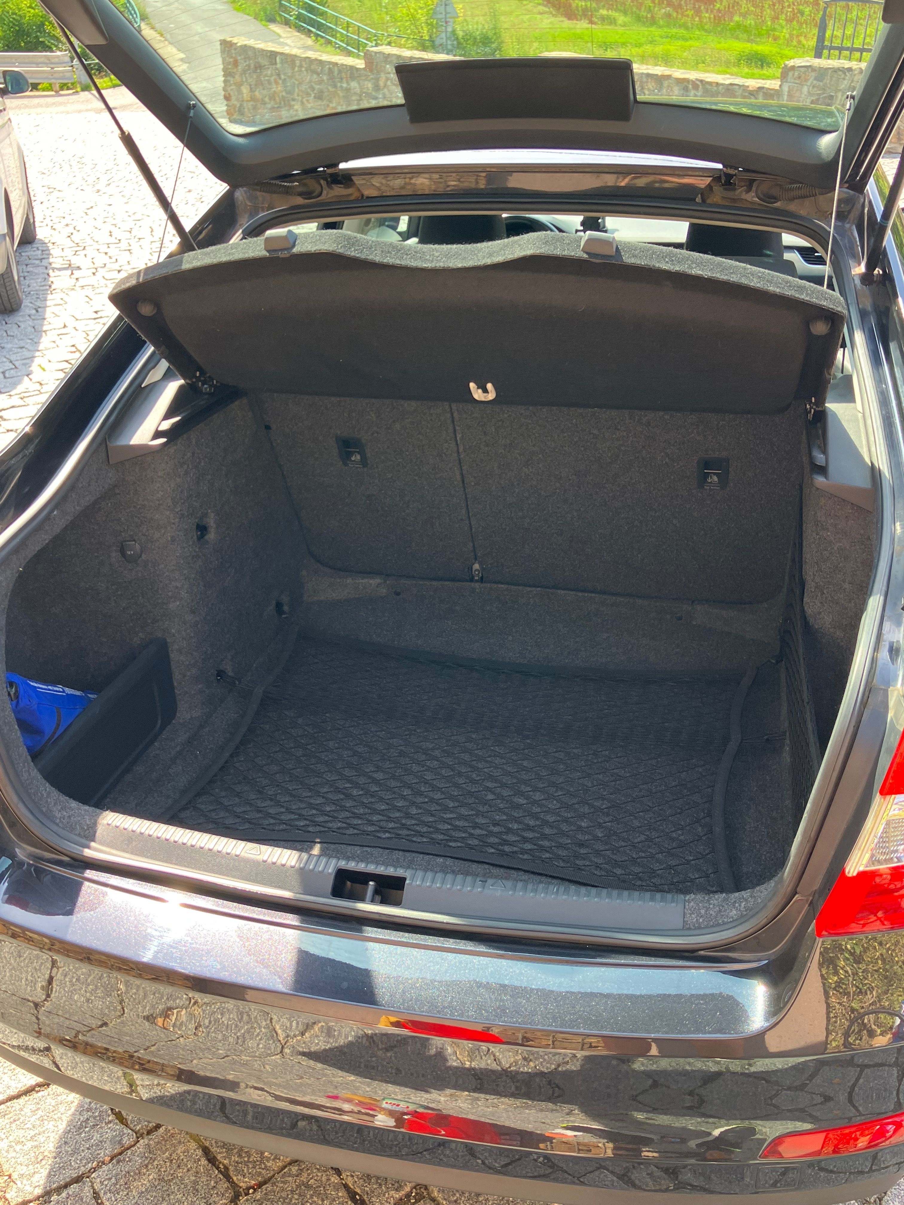 Škoda Octavia, 1.6 TDI 81 kW - fotka 4