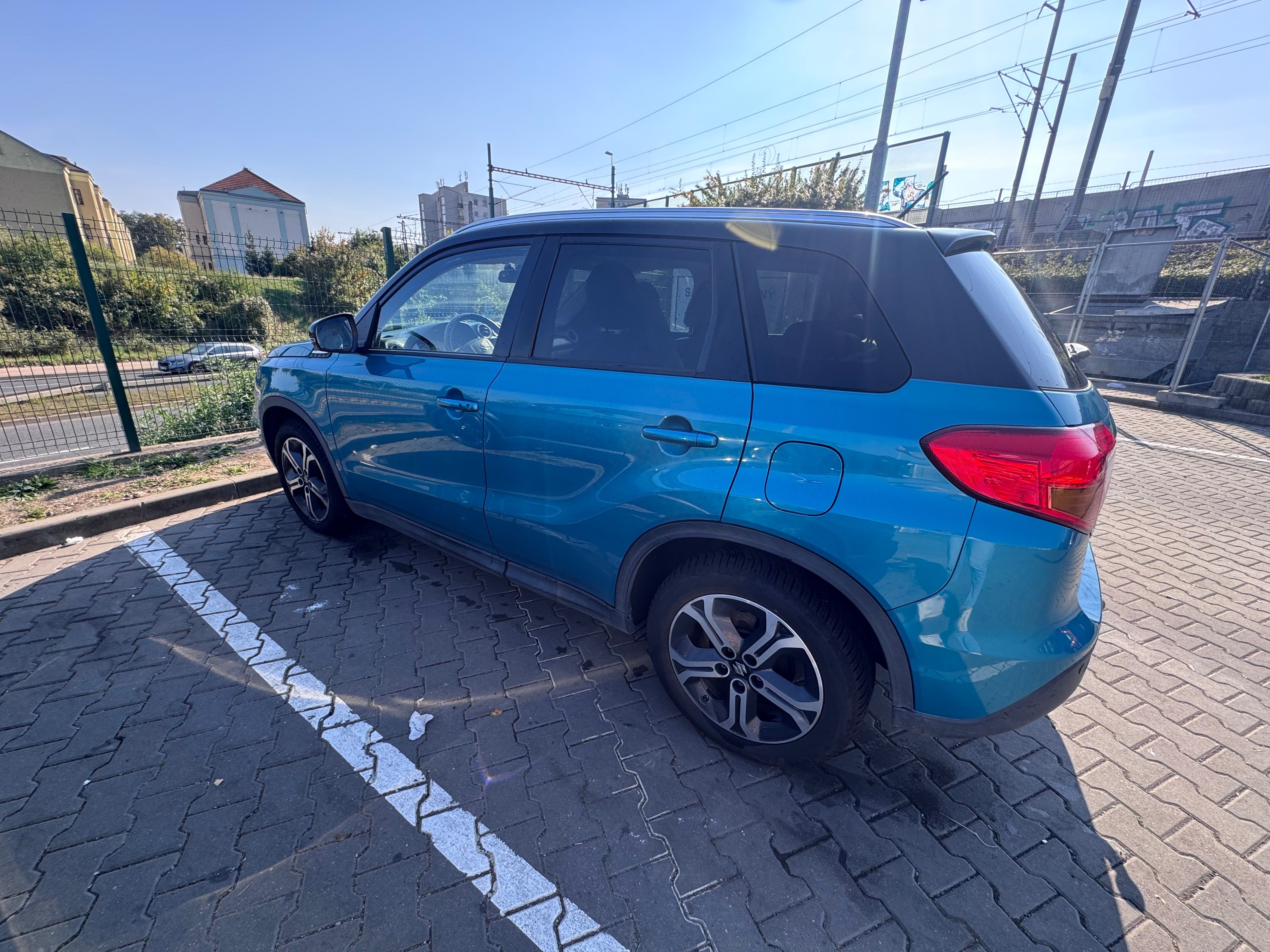 Suzuki Vitara, 1.6 benzin, tažné, servis - fotka 6