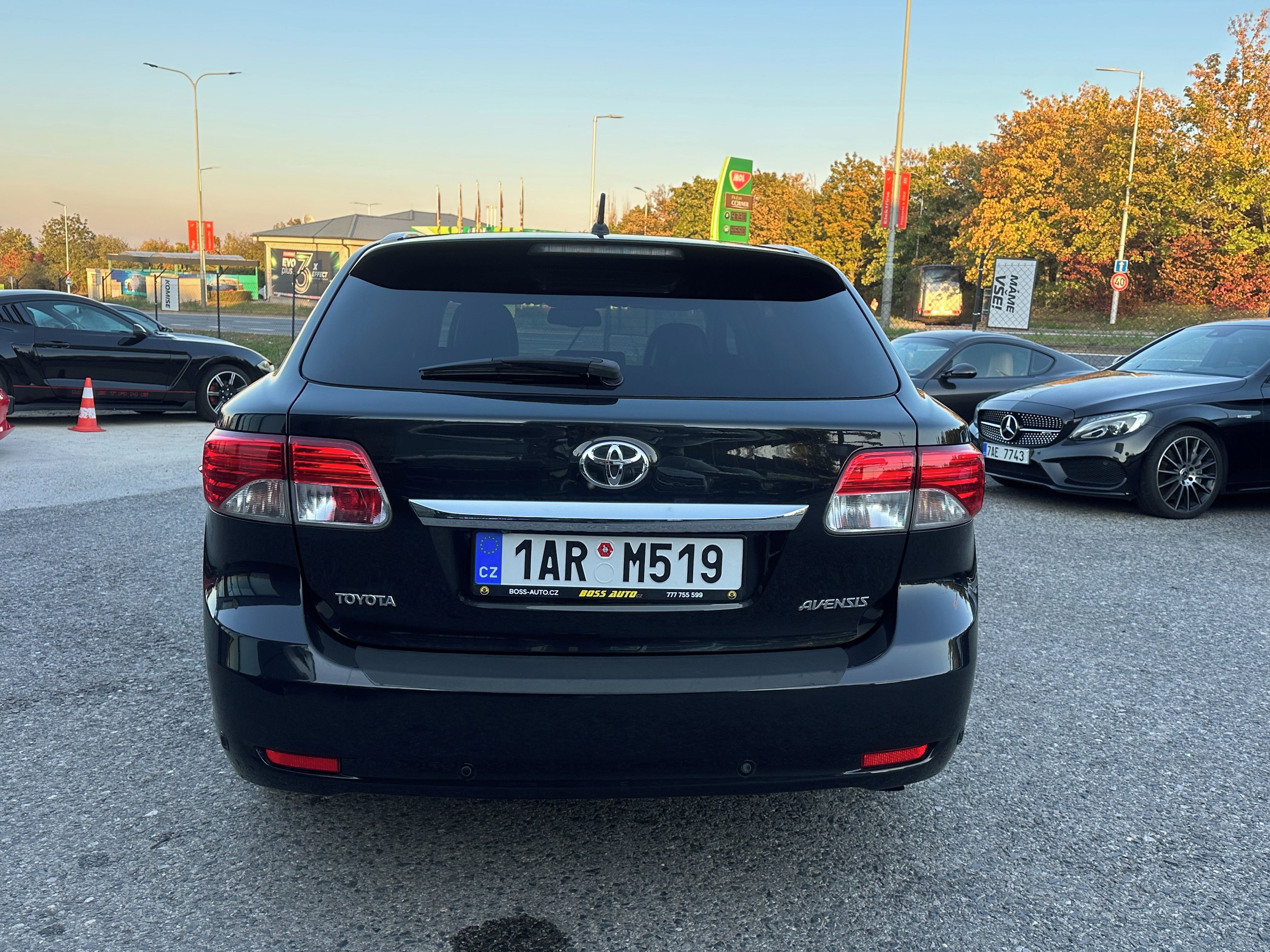 Toyota Avensis, Toyota Avensis 2012 - fotka 6