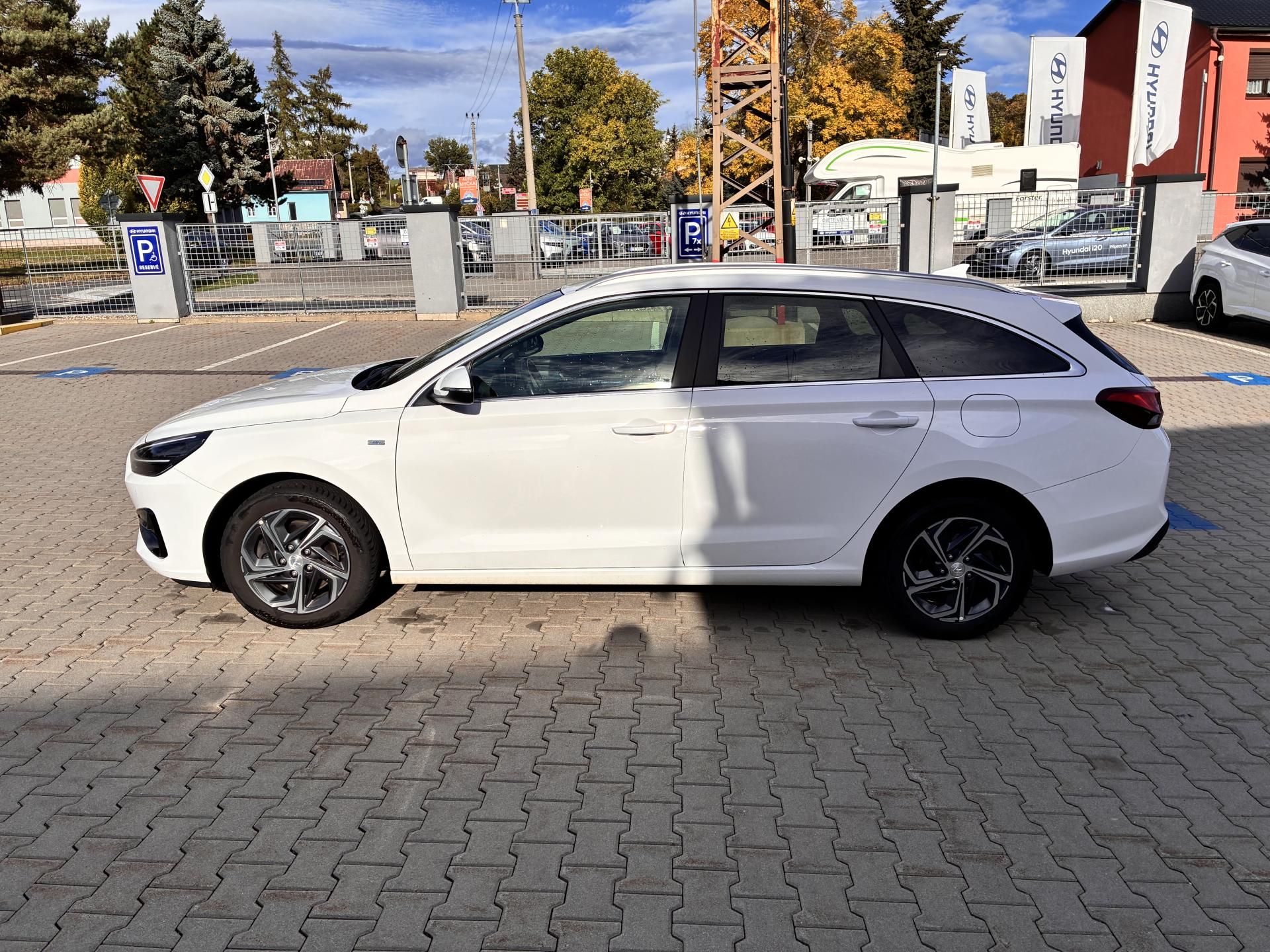 Hyundai i30, WG 1.5T-GDi 118kW SMART NAVI - fotka 4