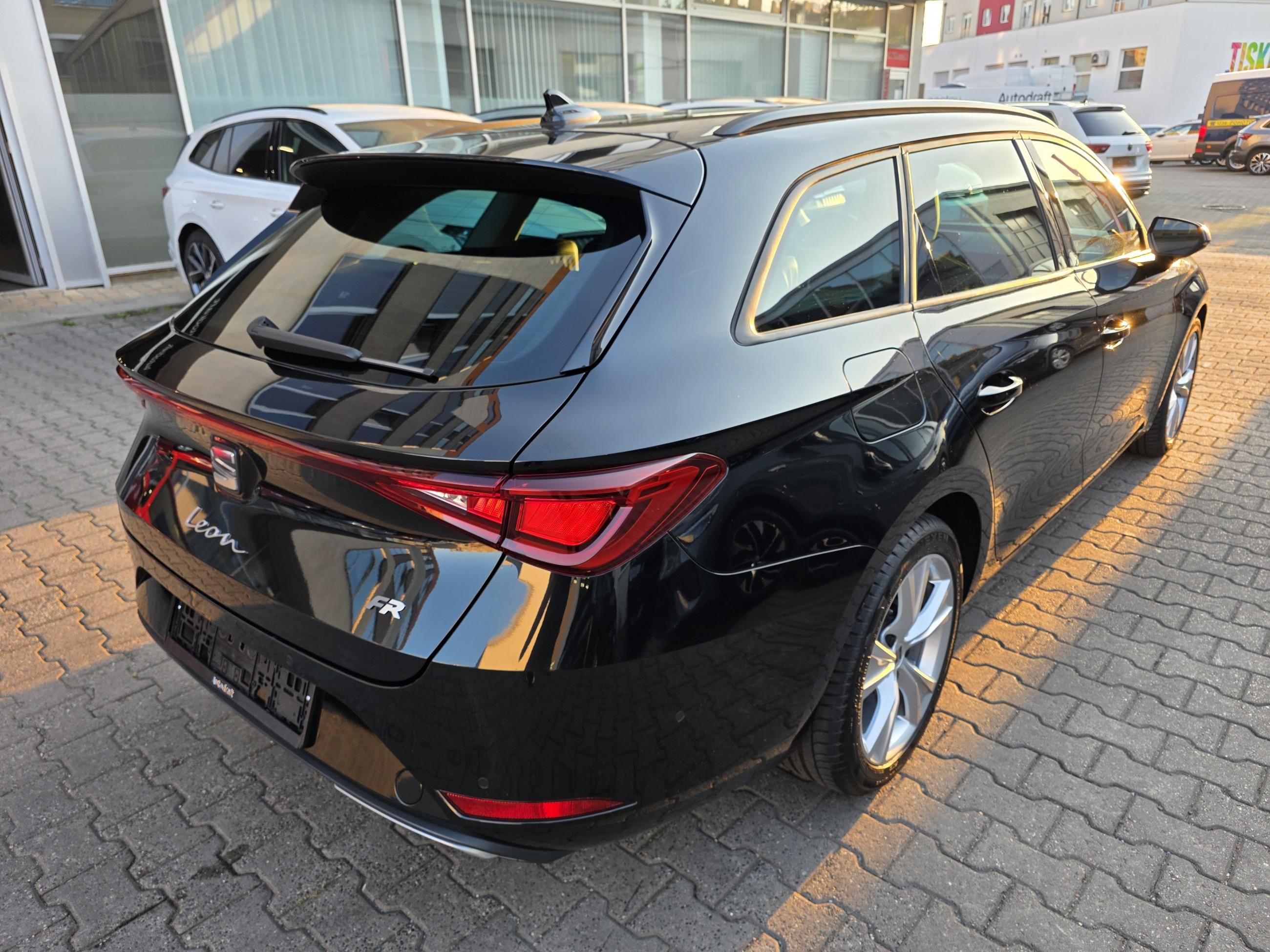 Seat Leon, FR 2.0 TDI 110kW DSG / Tažné - fotka 6