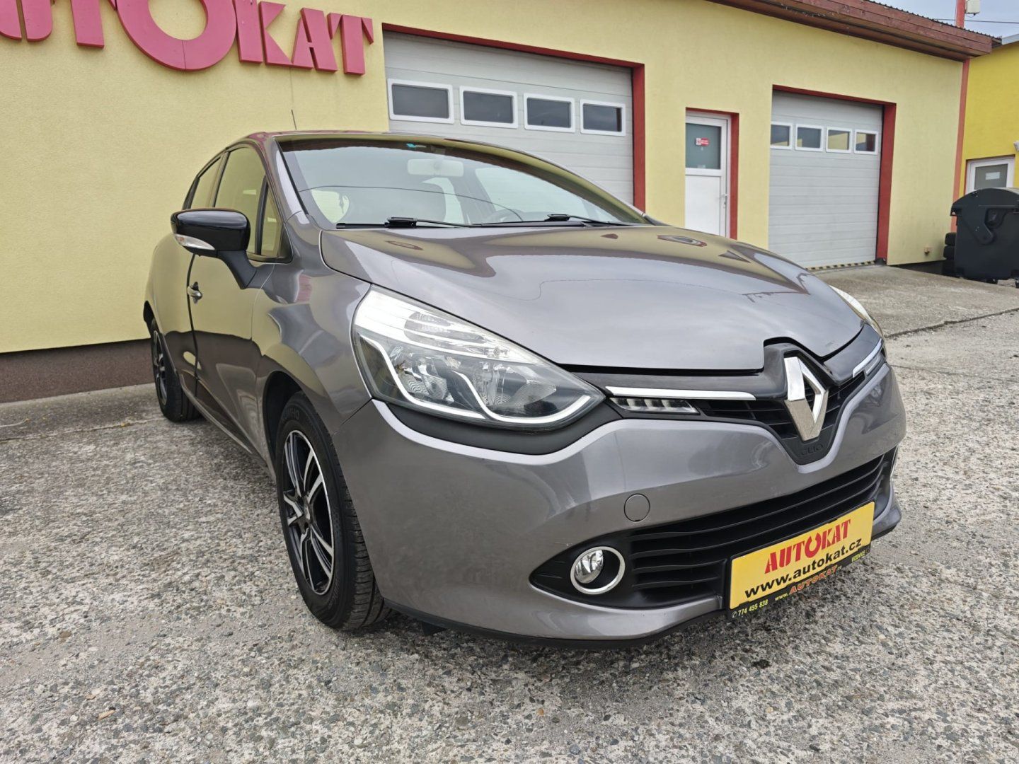 Renault Clio, 1.2i  NAVI/1MAJ/Tempomat