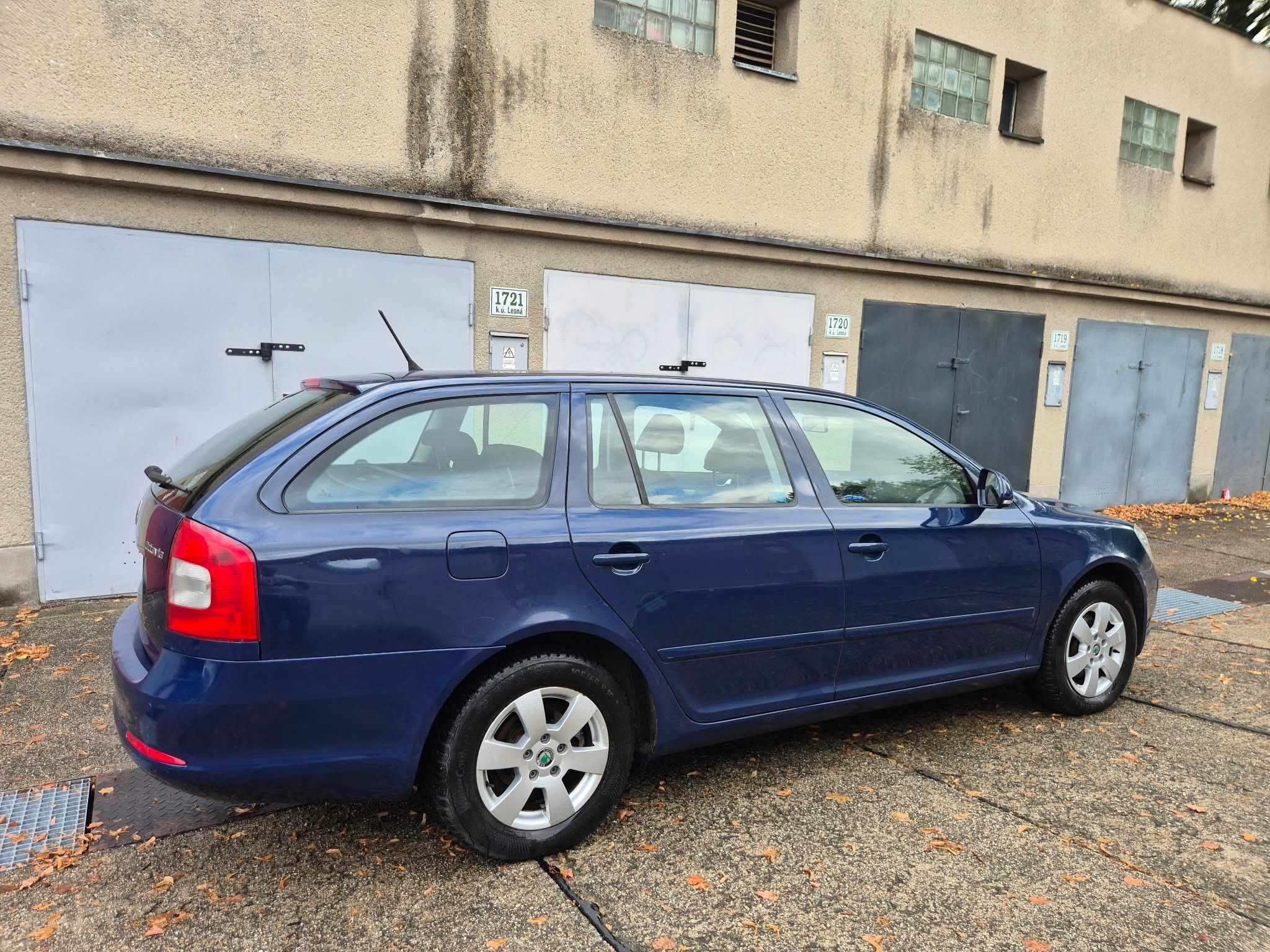 Škoda Octavia, 1.6 TDi 77kw,2011,Pěkný stav,1 - fotka 6