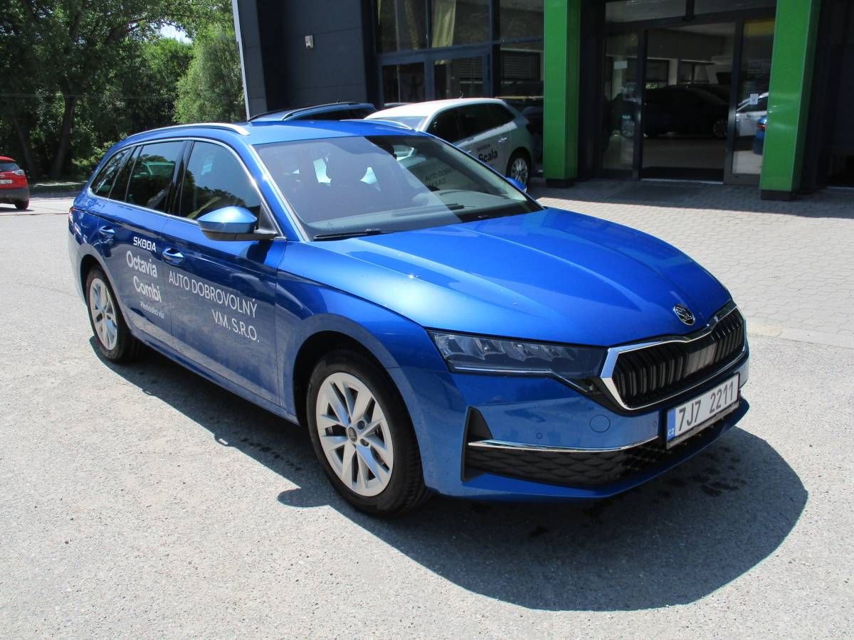 Škoda Octavia, Combi Top Selection 2,0 TDI/11 - fotka 3