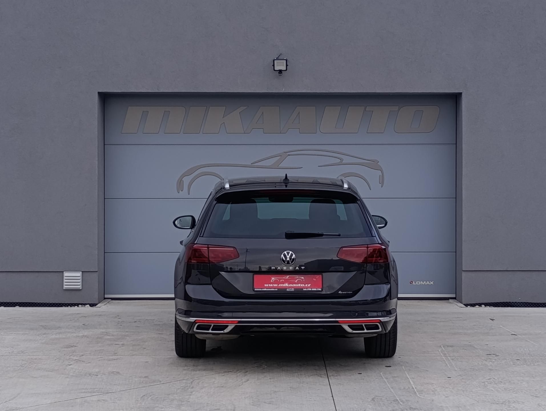 Volkswagen Passat, 2.0TSI 206kW RLINE ČR 1.MAJ - fotka 6