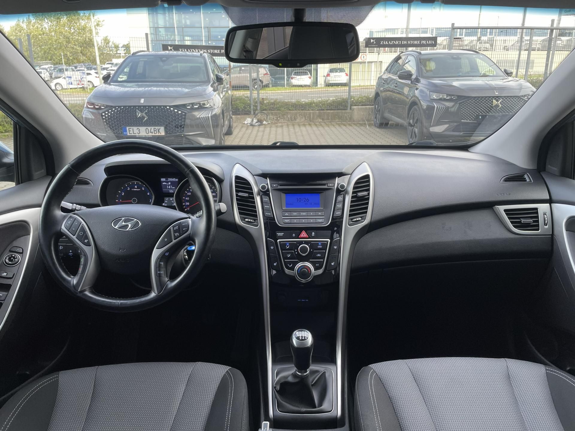 Hyundai i30, TRIKOLOR 1.6 CVVT 88 kW - fotka 2