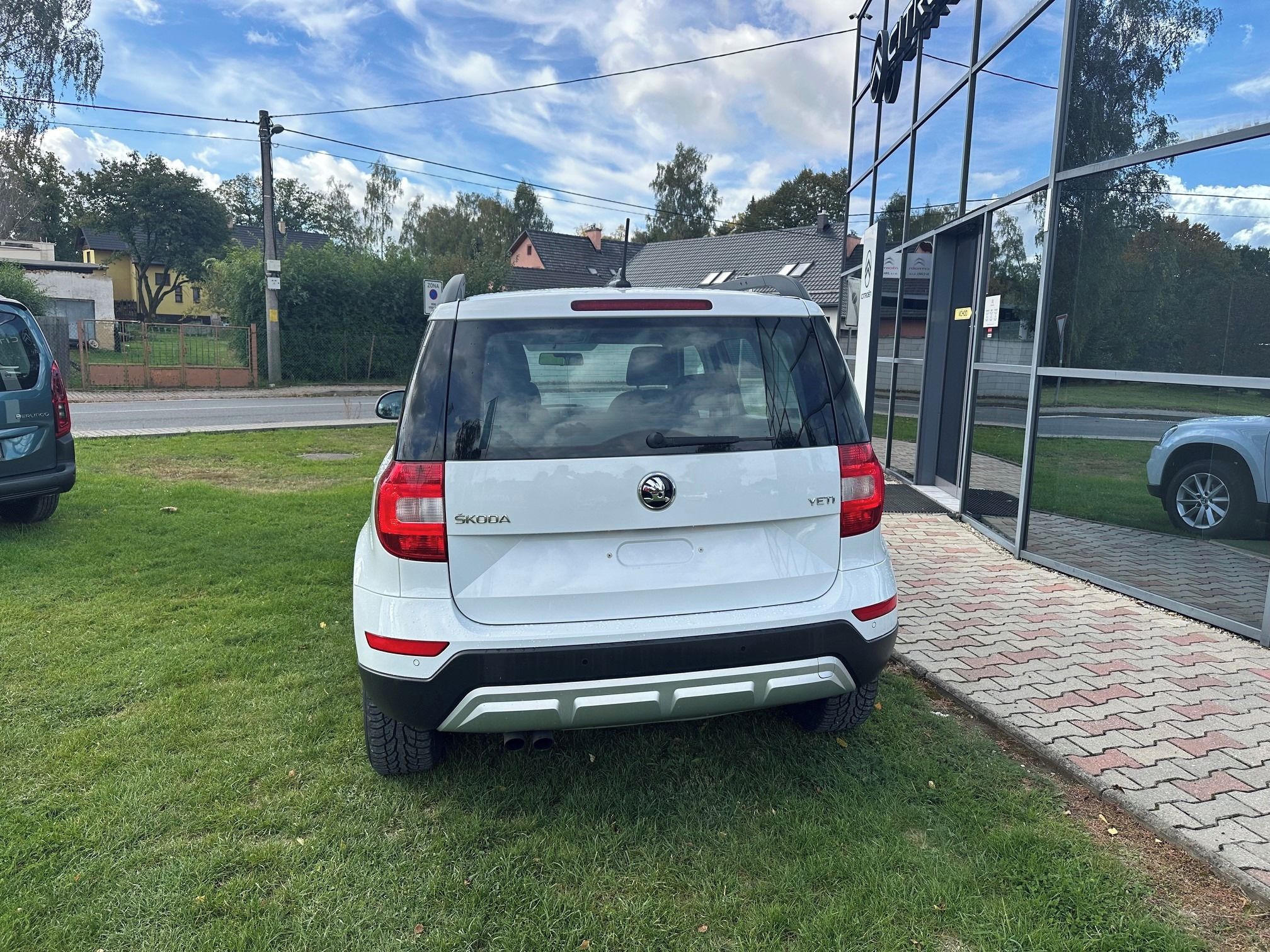 Škoda Yeti, ŠKODA  YETI 1,4  TSi - fotka 3