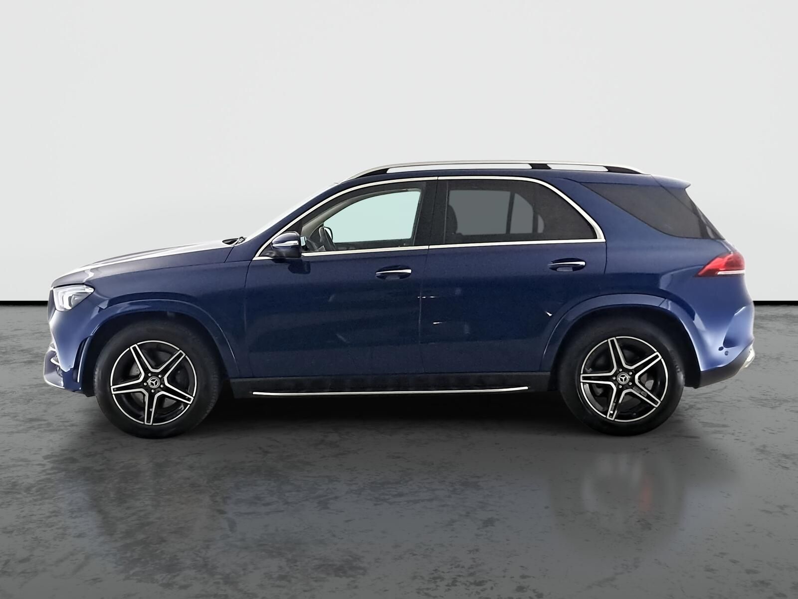 Mercedes-Benz GLE, 400 d, AMG line - fotka 2