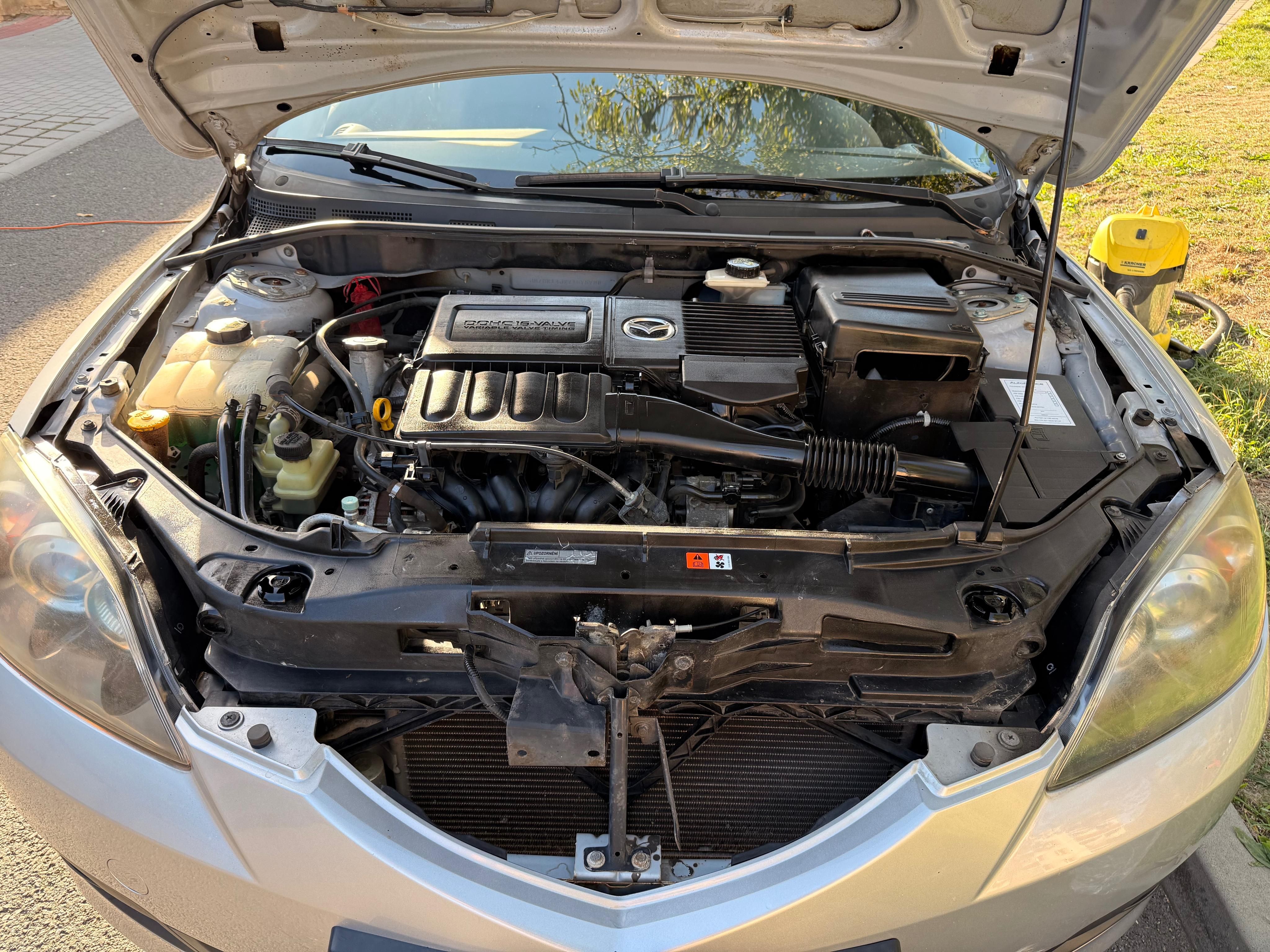 Mazda 3, Mazda 3 – 1.4i 90 000 Km - fotka 6