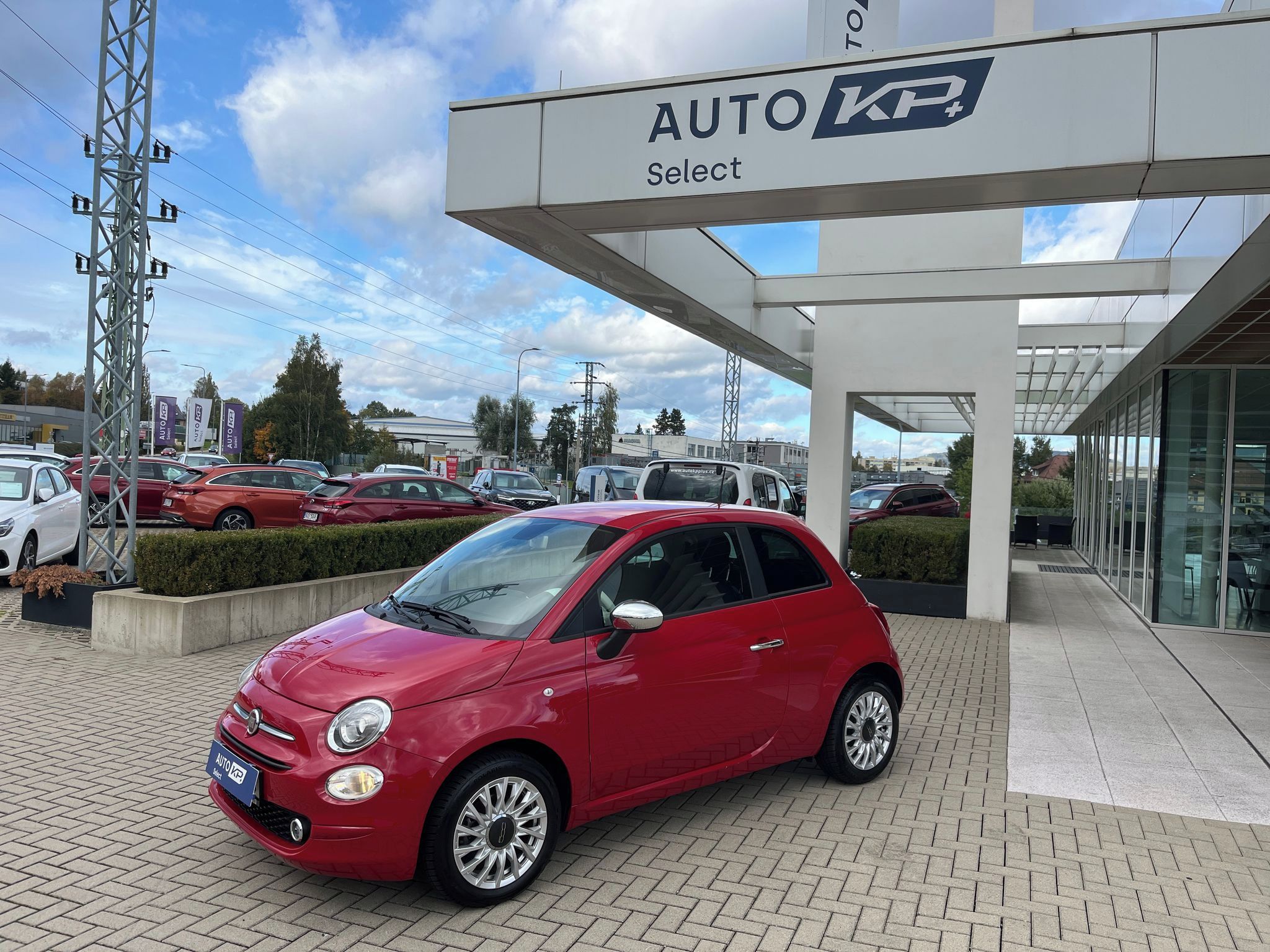Fiat 500, 1.0 Hybrid 51kW Pop, 1.maj. ČR