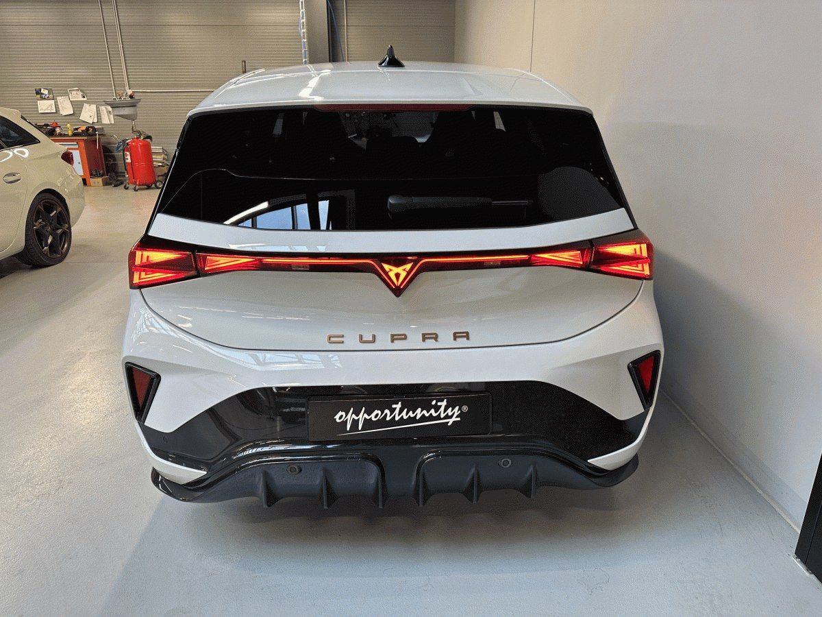 Cupra Born, 58 kWh / 190 k - fotka 5