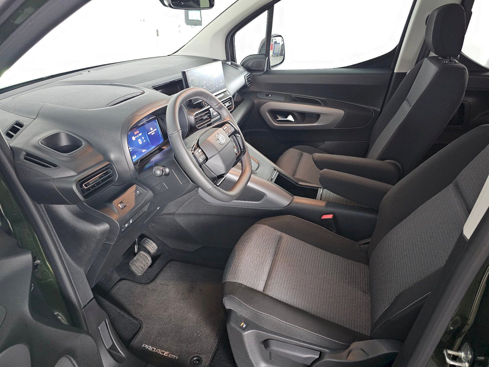 Toyota Proace City Verso, 1.5D 130k AT Short VIP - fotka 6