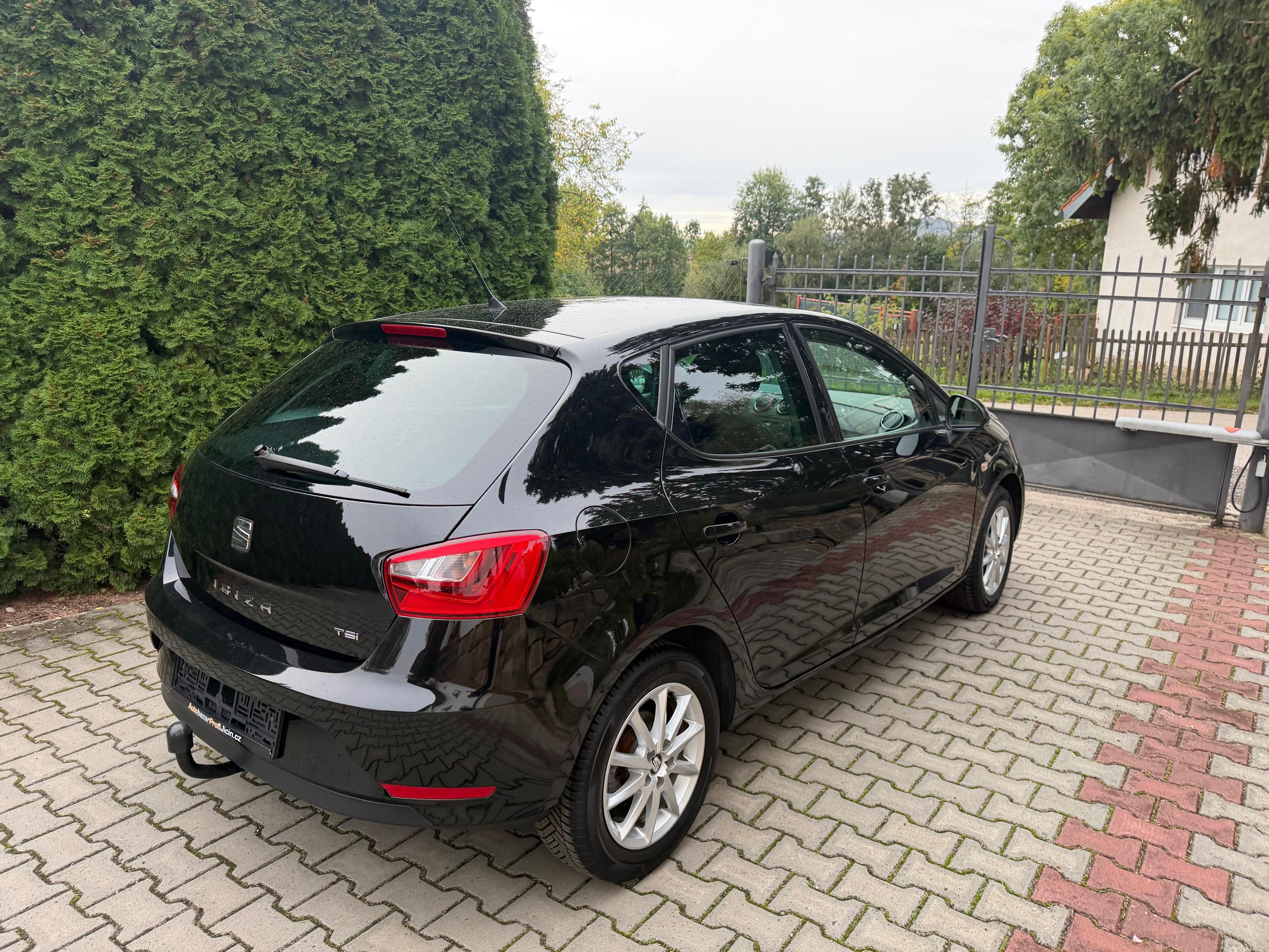 Seat Ibiza, 1,2 TSi / 66kw Tažné klima - fotka 4