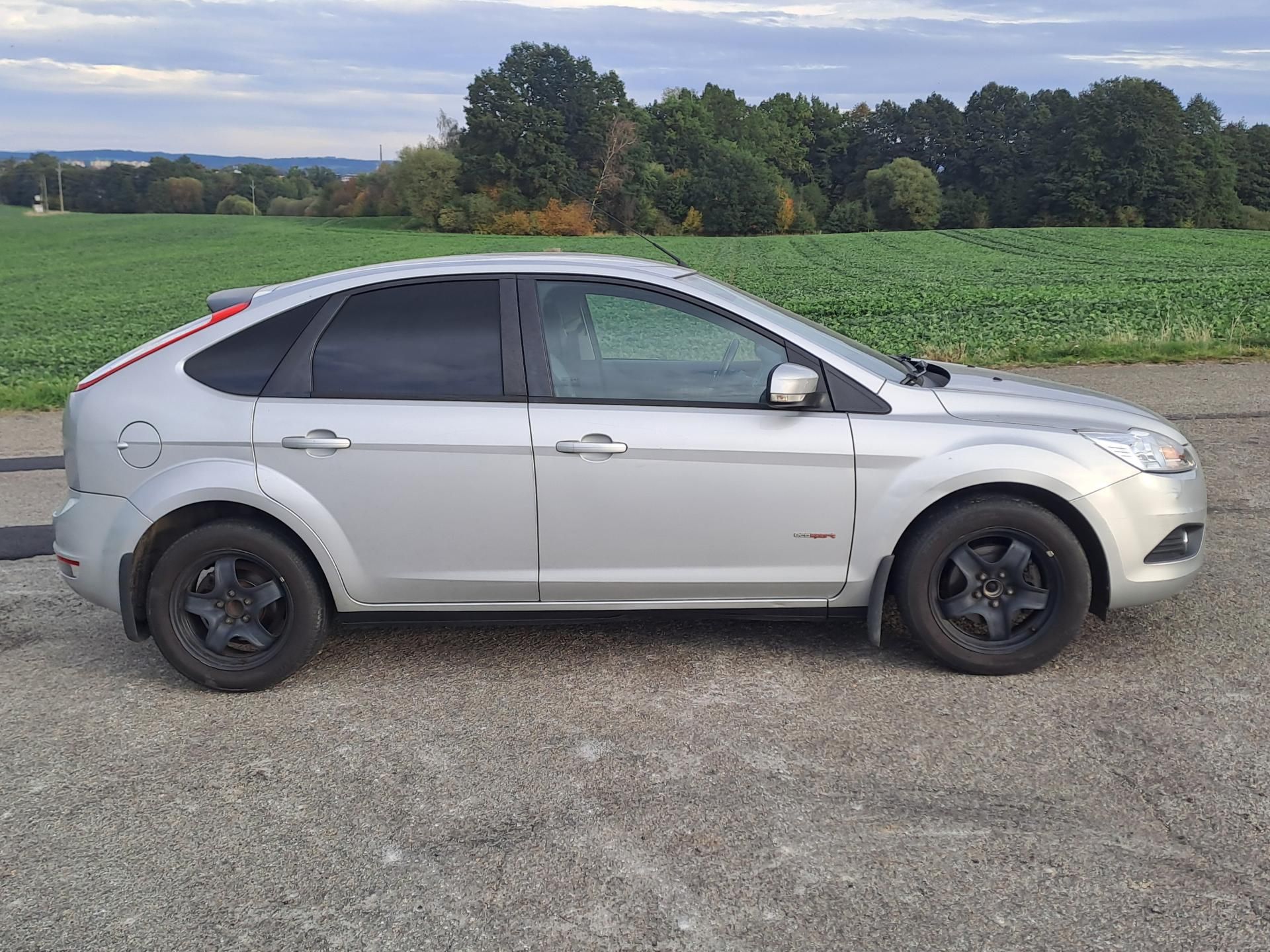 Ford Focus, 1.6 TDCi, DOLOŽENÉ KM, PĚKNÝ - fotka 4